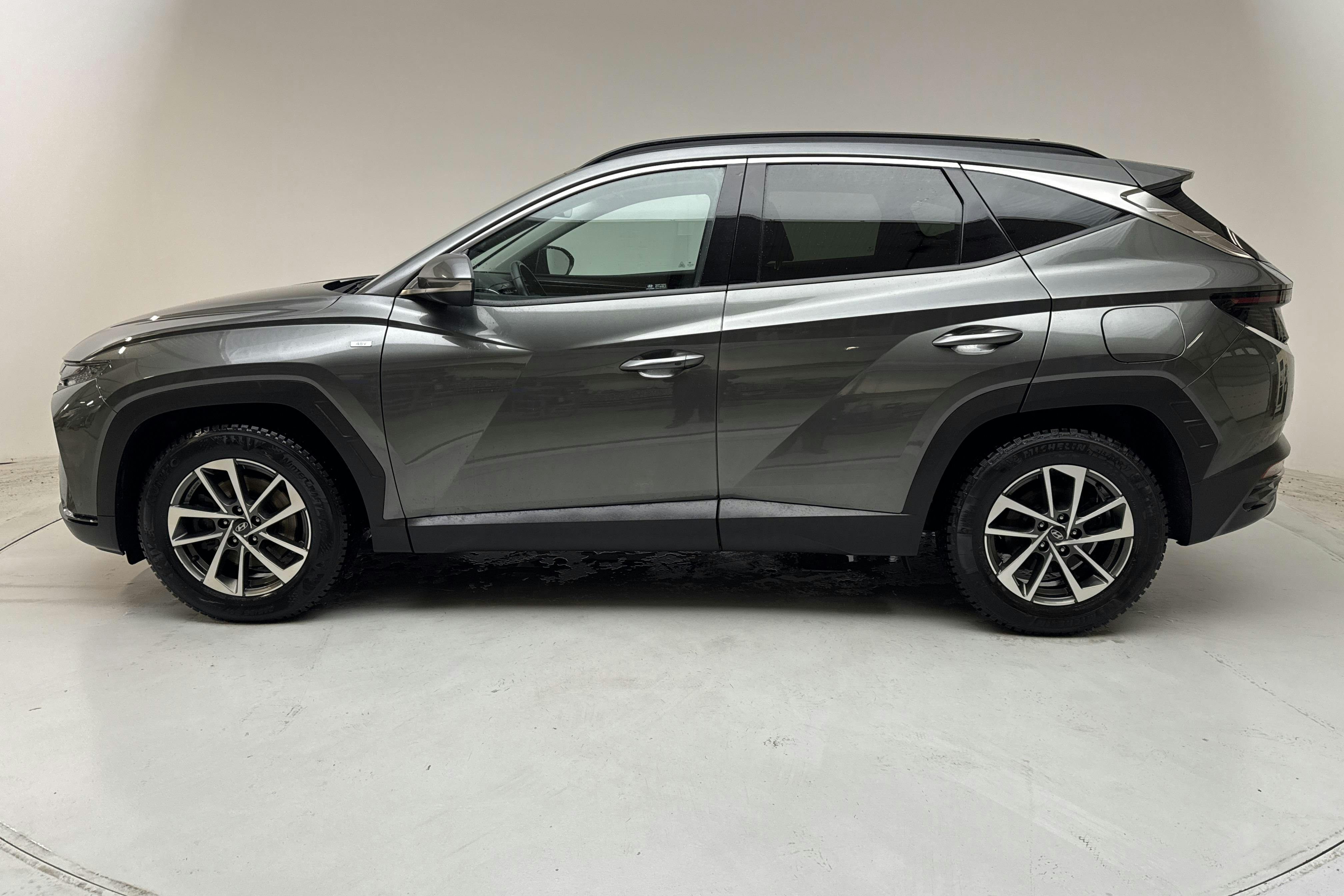 Presentation photo 2 of 14: Hyundai Tucson 1.6 T-GDi (150hk) - 157 870 km - Automatic - gray - 2023
