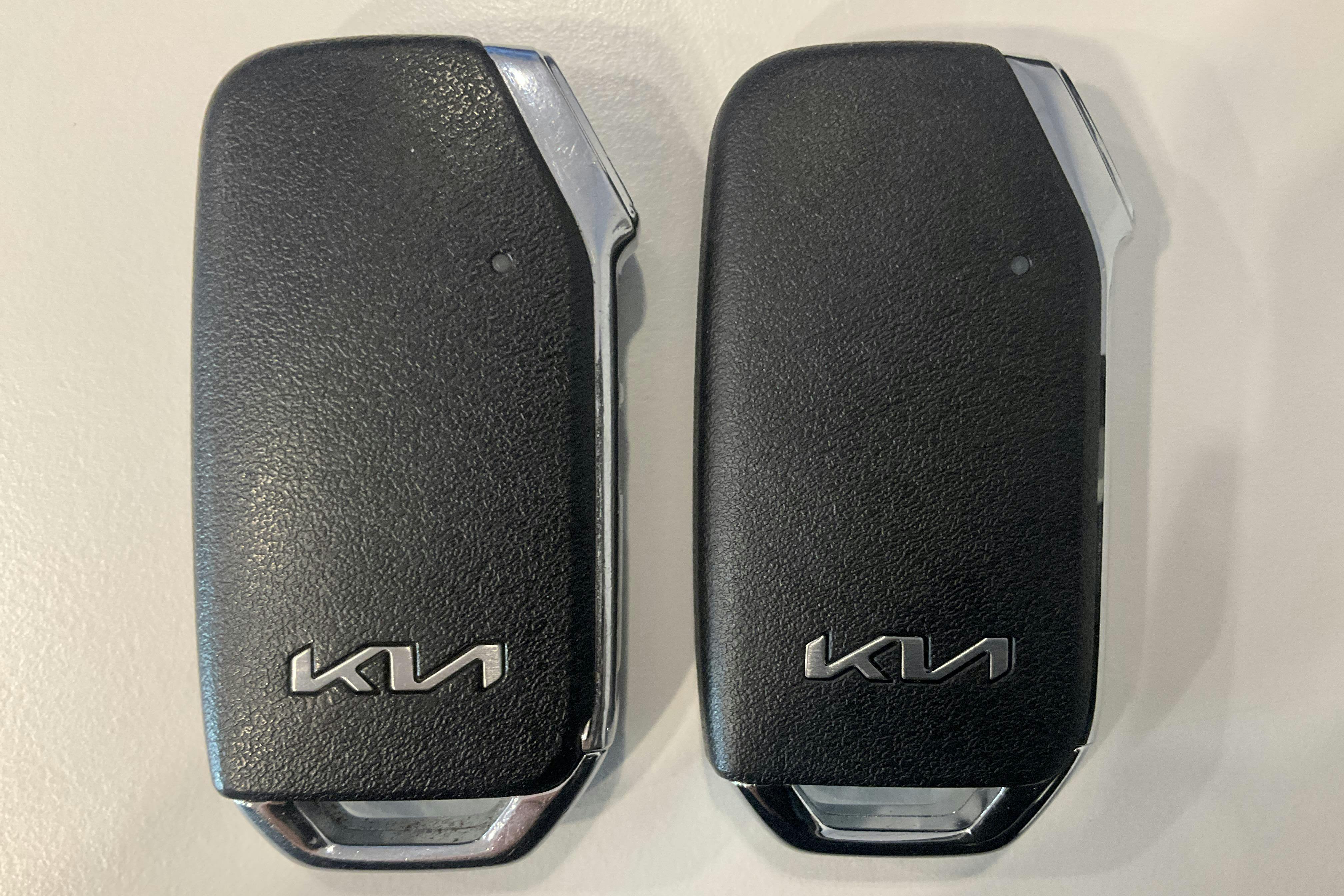 Presentation photo 16 of 16: KIA Niro Plug-in Hybrid (183hk) - 59 930 km - Automatic - black - 2024