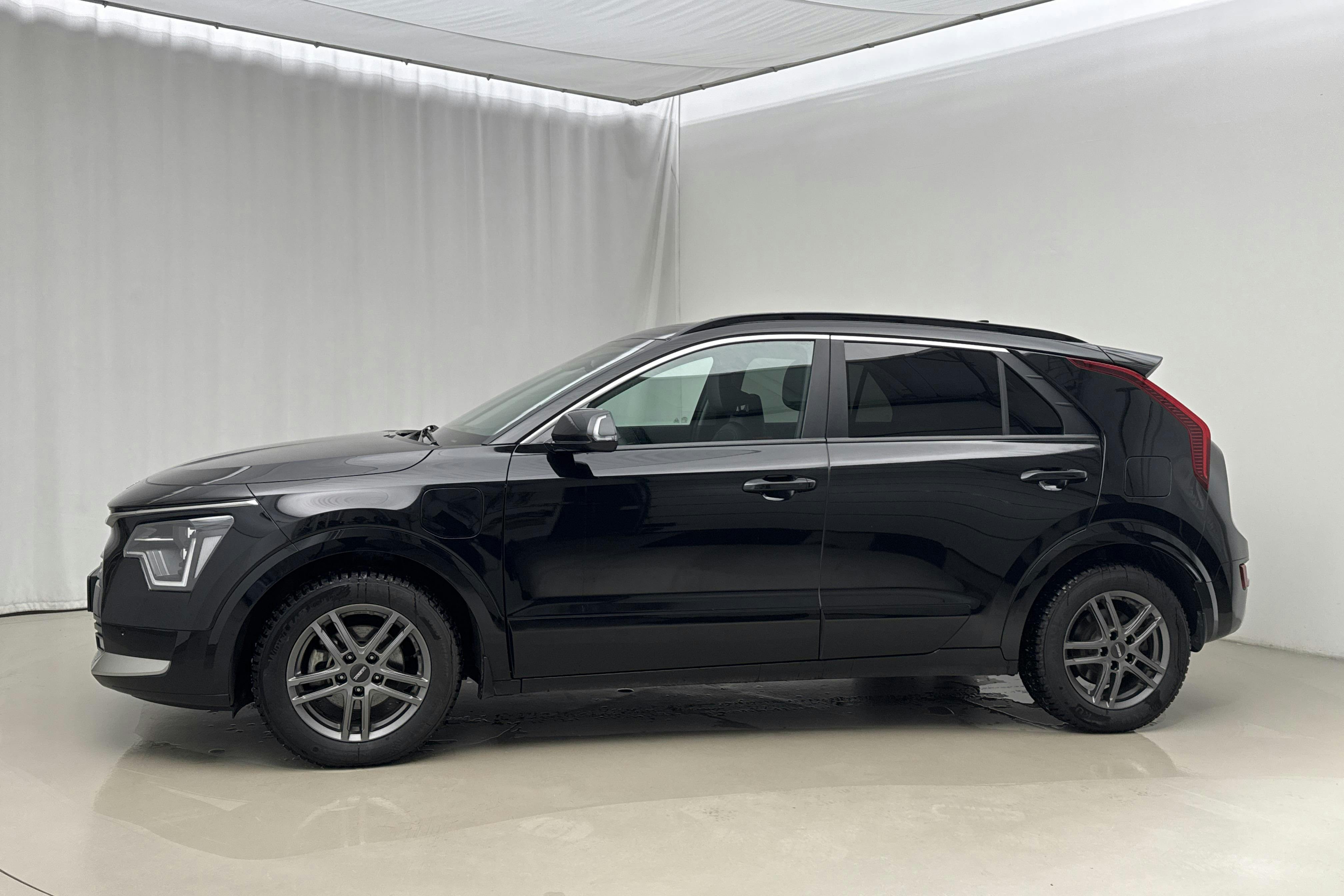 Presentation photo 2 of 16: KIA Niro Plug-in Hybrid (183hk) - 59 930 km - Automatic - black - 2024