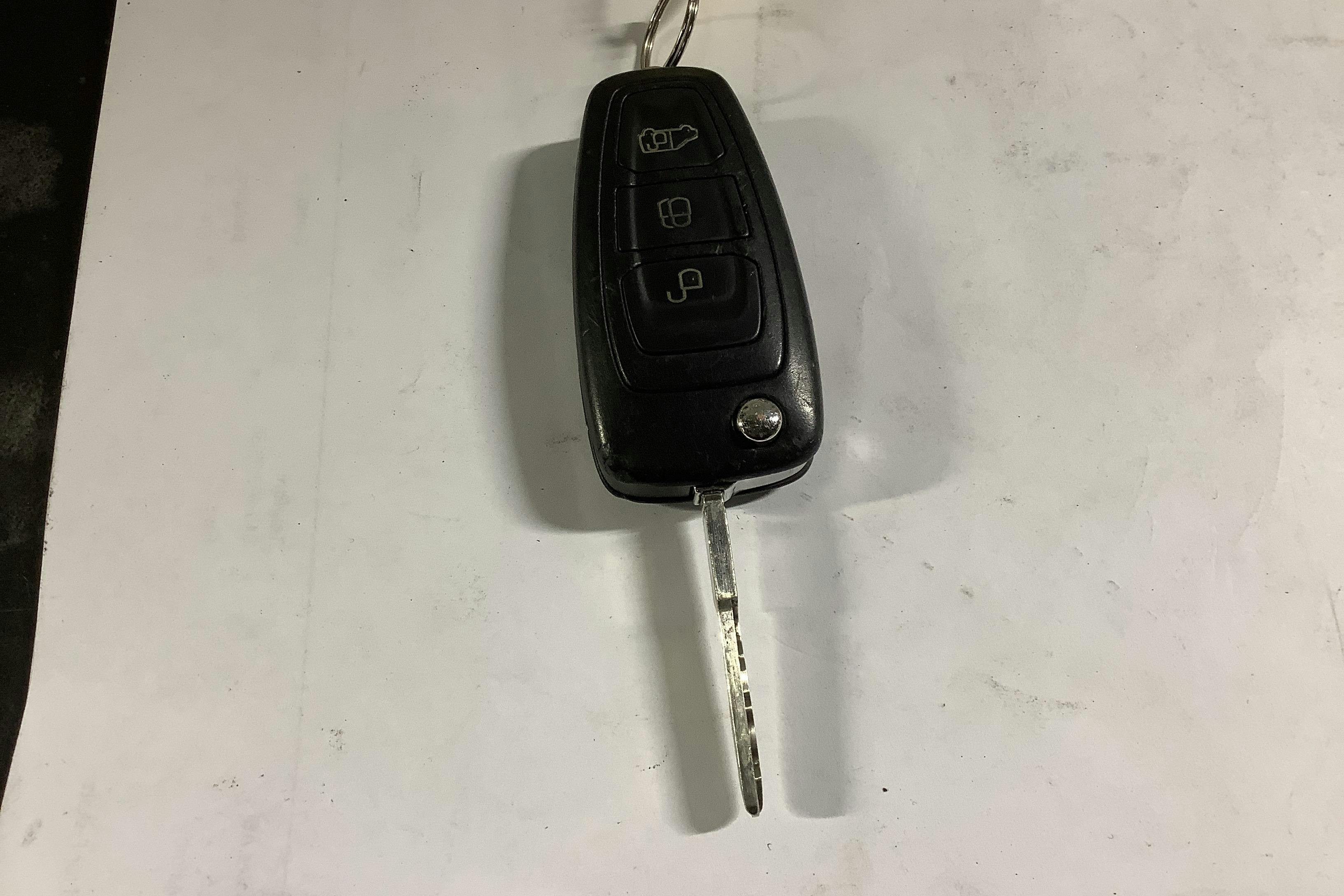 Presentationsfoto 17 av 17: Ford Transit Connect 1.5 TDCi (100hk) - 15 811 mil - Manuell - vit - 2018