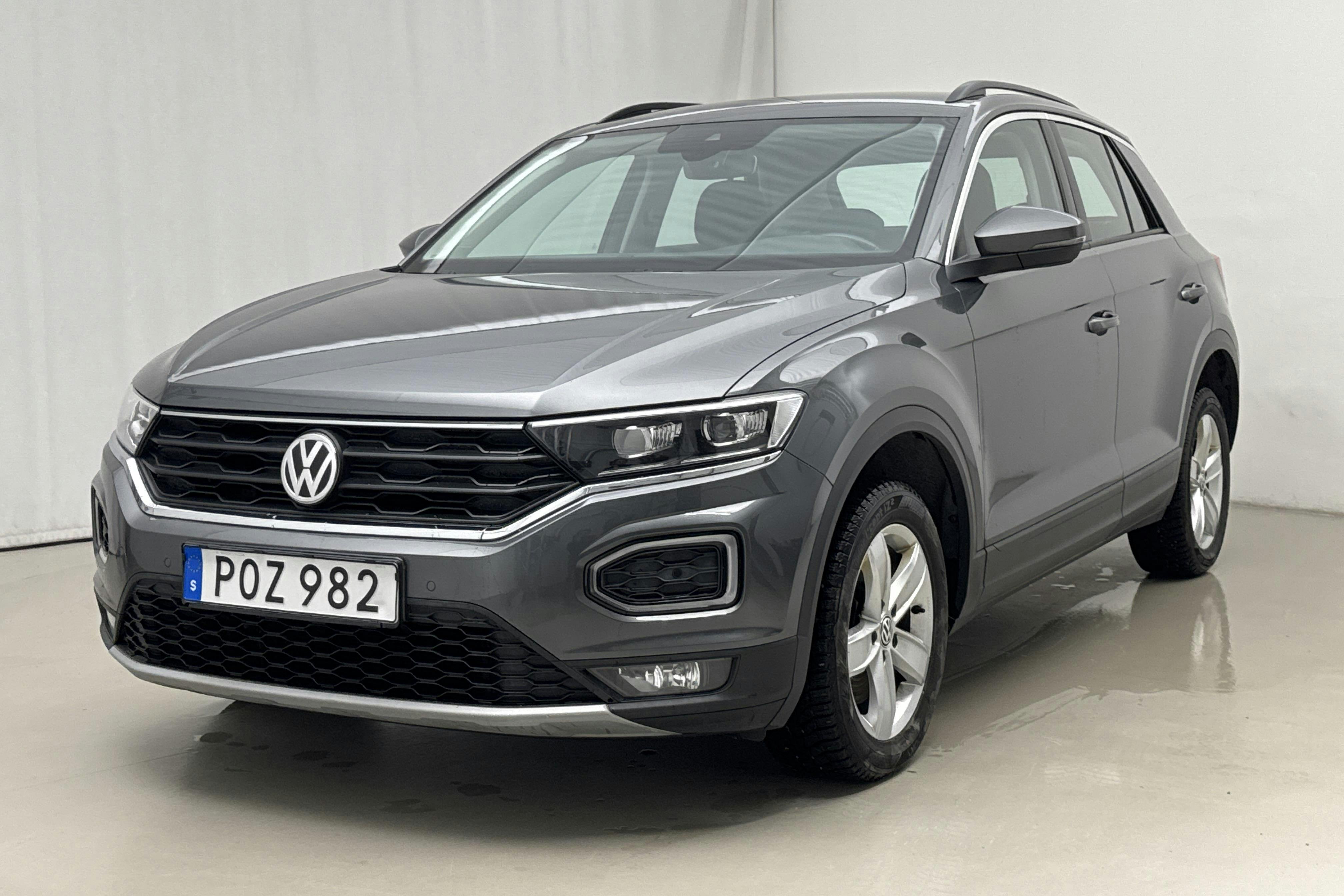 Presentation photo 1 of 17: VW T-Roc 1.0 TSI (115hk) - 114 810 km - Manual - gray - 2018