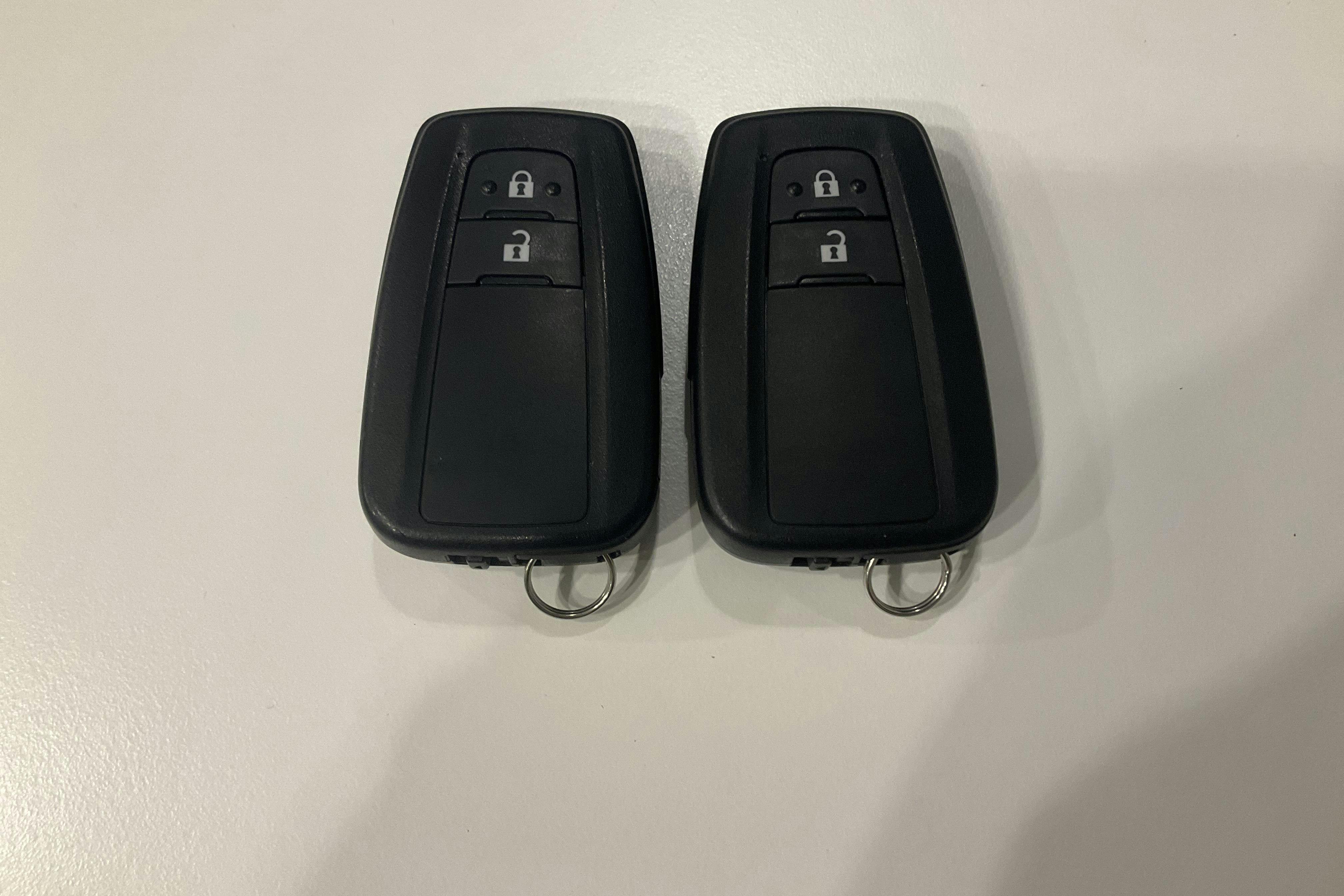 Presentation photo 19 of 19: Toyota Corolla 1.8 Hybrid 5dr (122hk) - 11 840 km - Automatic - white - 2022