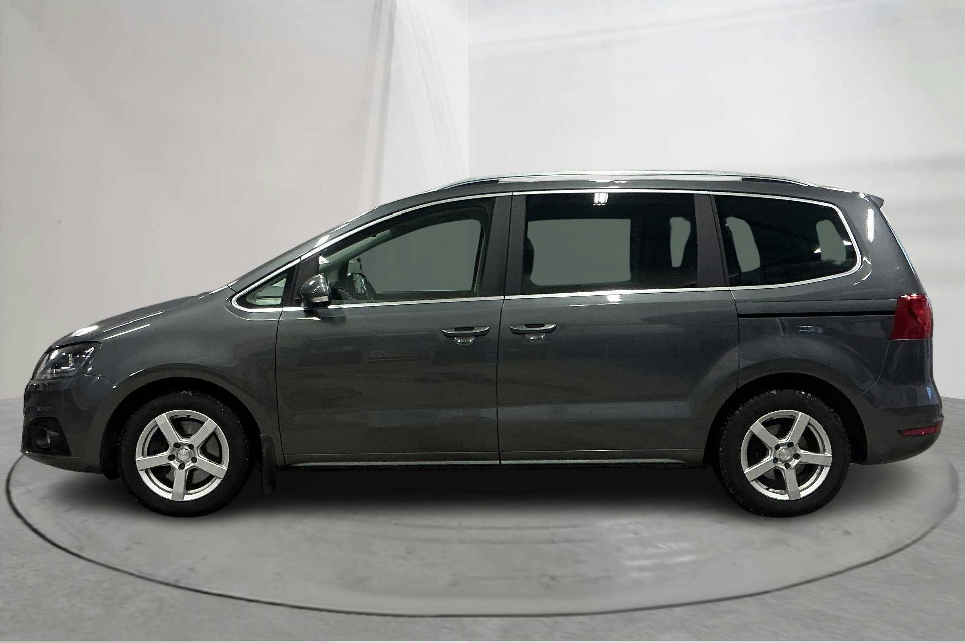 Presentation photo 2 of 14: Seat Alhambra 2.0 CR 4WD Ecomotive (140hk) - 191 090 km - Manual - gray - 2015