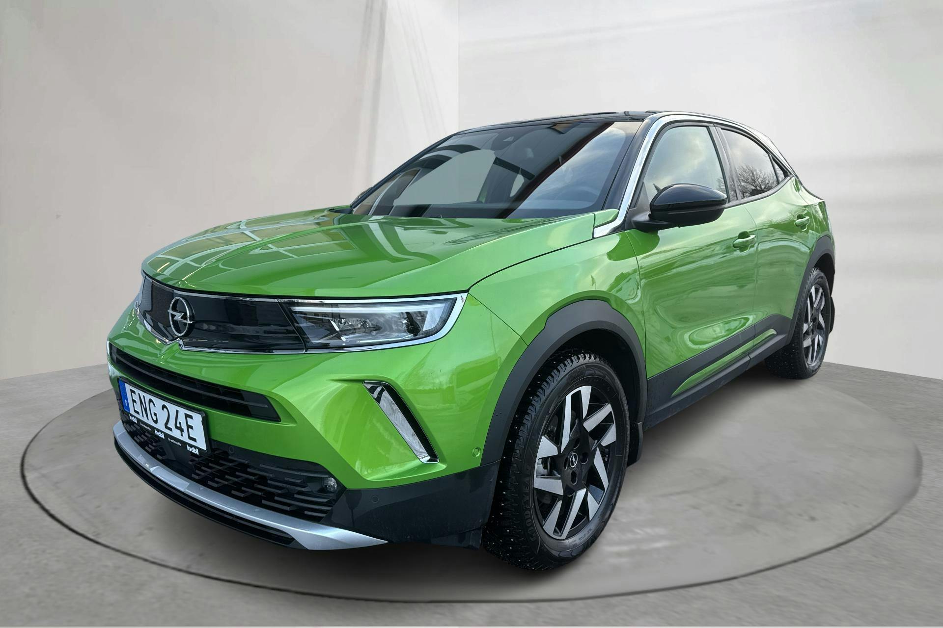 Presentationsfoto 1 av 17: Opel Mokka-e (136hk) - 1 820 mil - Automat - grön - 2022
