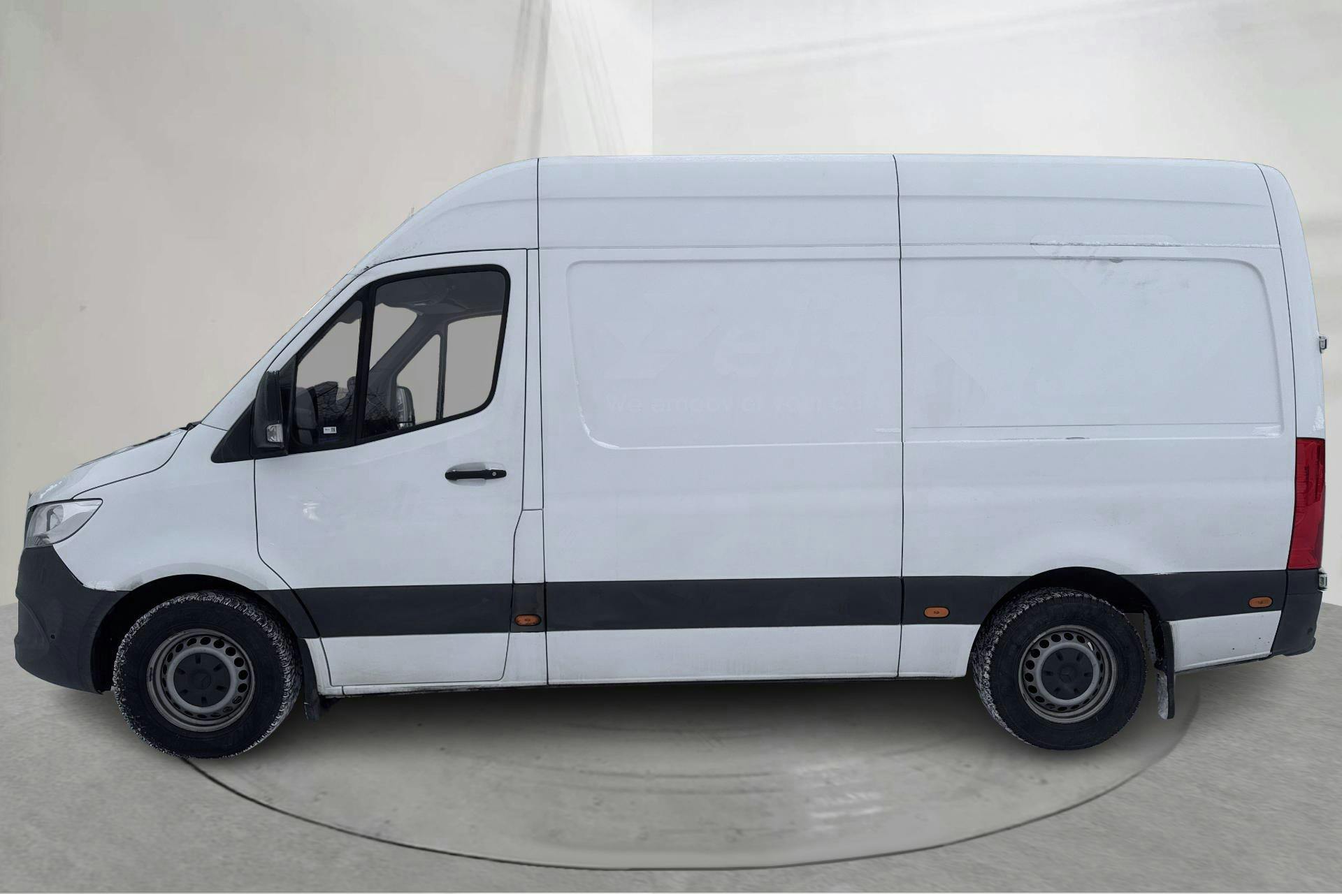 Präsentationsfoto 2 von 15: Mercedes Sprinter 316 CDI Skåp RWD (163hk) - 235 520 Kilometer - Verkaufsautomat - Weiß - 2021