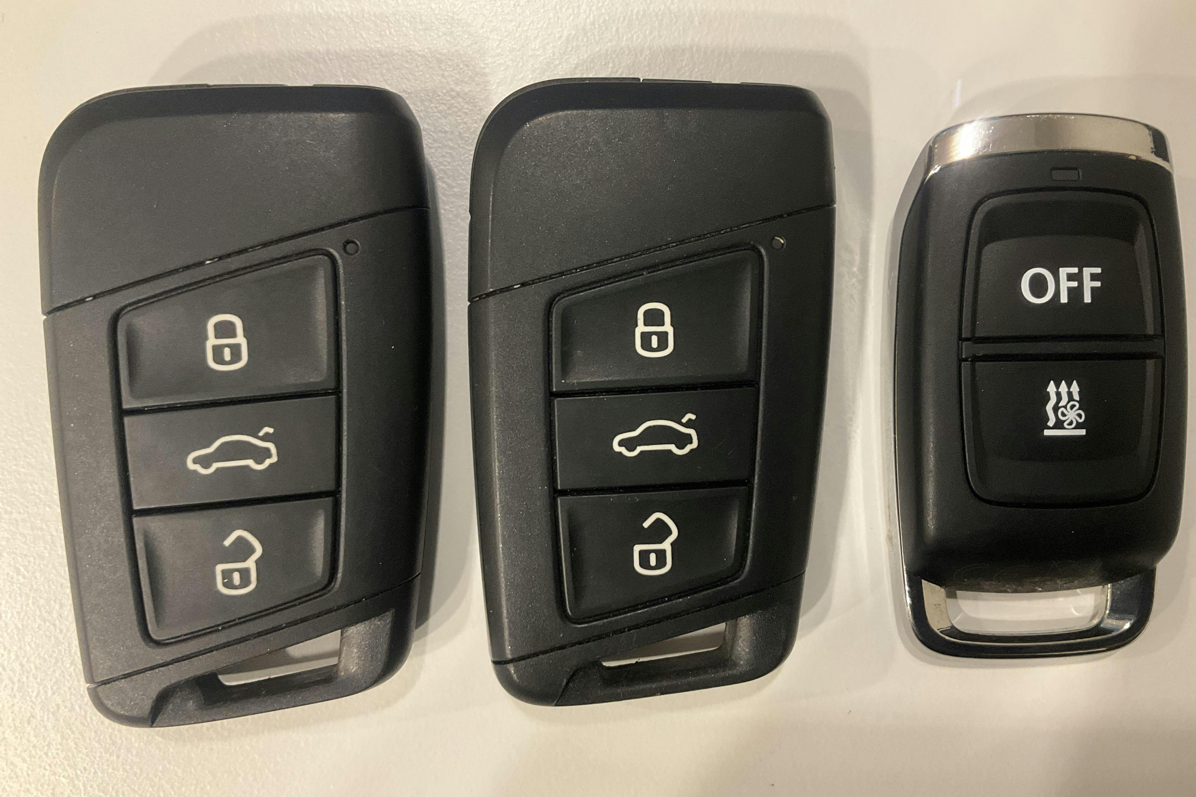 Presentation photo 21 of 21: Skoda Karoq 1.5 TSI (150hk) - 52 440 km - Automatic - gray - 2023