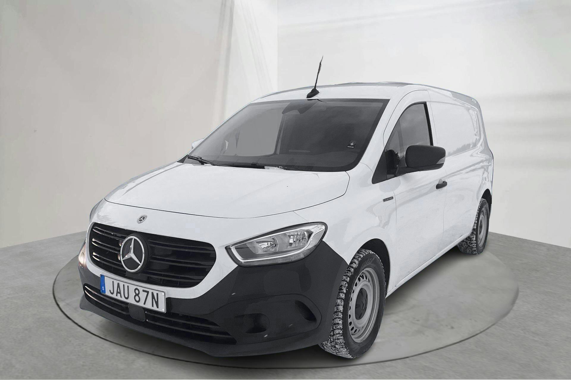 Presentation photo 1 of 13: Mercedes eCitan Skåp 45kWh (122hk) - 7 500 km - Automatic - white - 2024