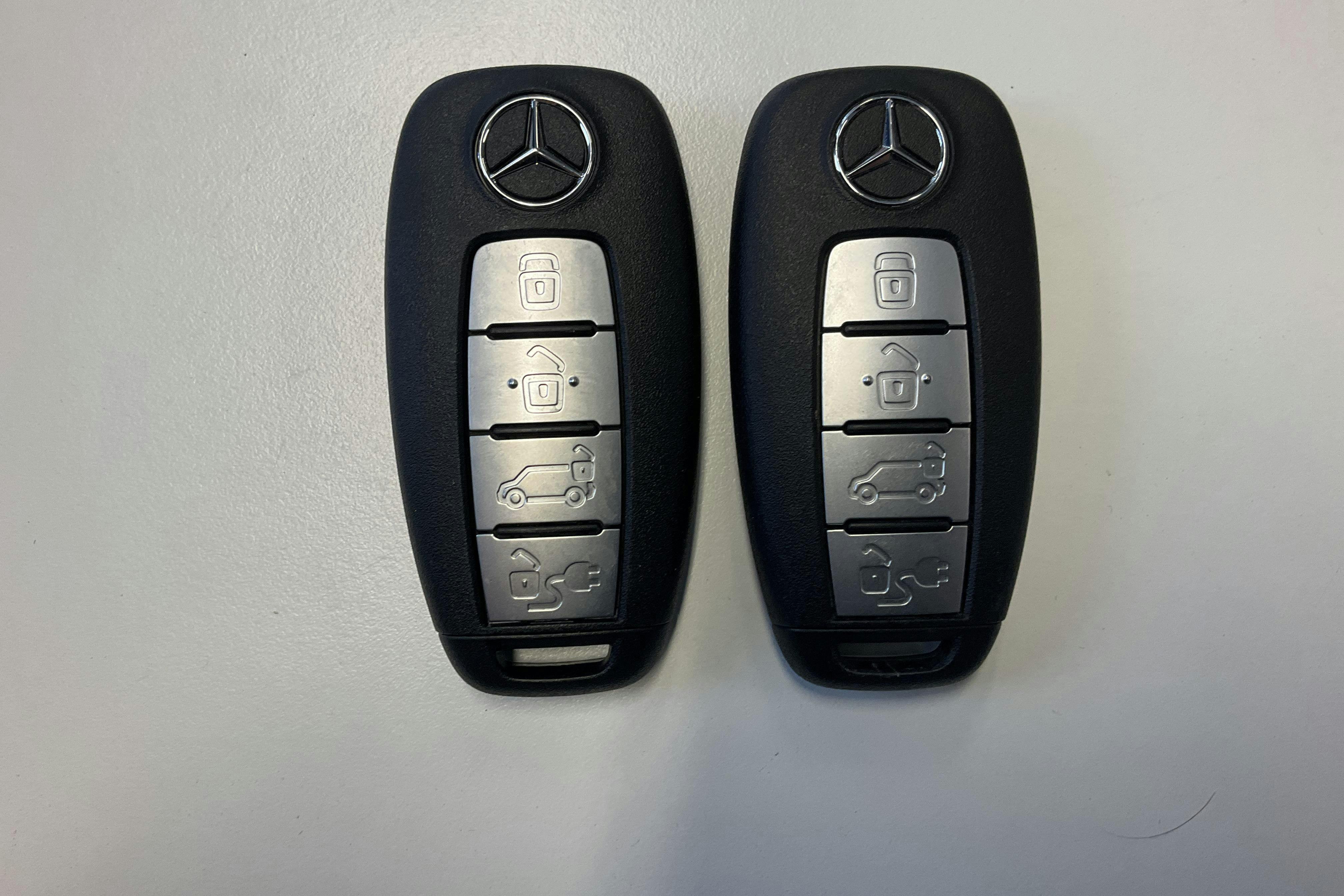 Præsentationsfoto 14 af 14: Mercedes eCitan Skåp 45kWh (122hk) - 6 630 kilometer - Salgsautomat - Hvid - 2024