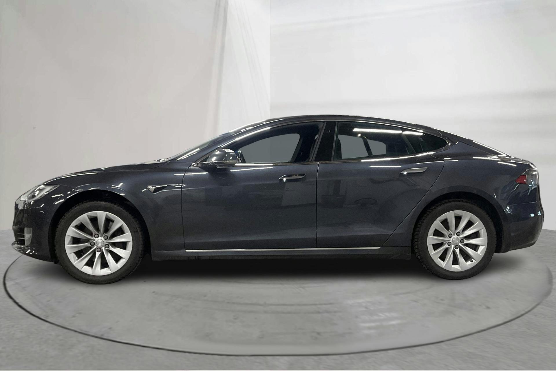 Presentationsfoto 2 av 17: Tesla Model S 75 - 16 394 mil - Automat - grå - 2017