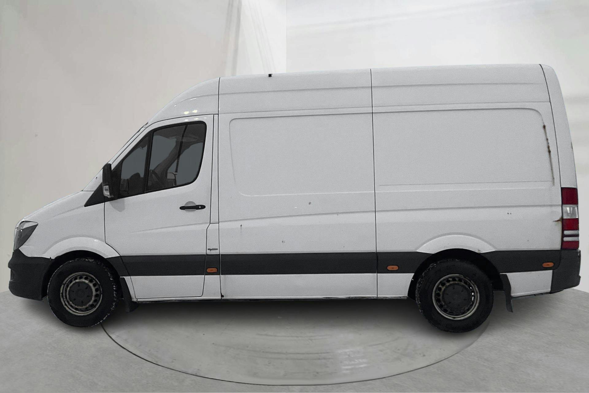 Præsentationsfoto 2 af 15: Mercedes Sprinter 316 CDI (163hk) - 428 220 kilometer - Salgsautomat - Hvid - 2018