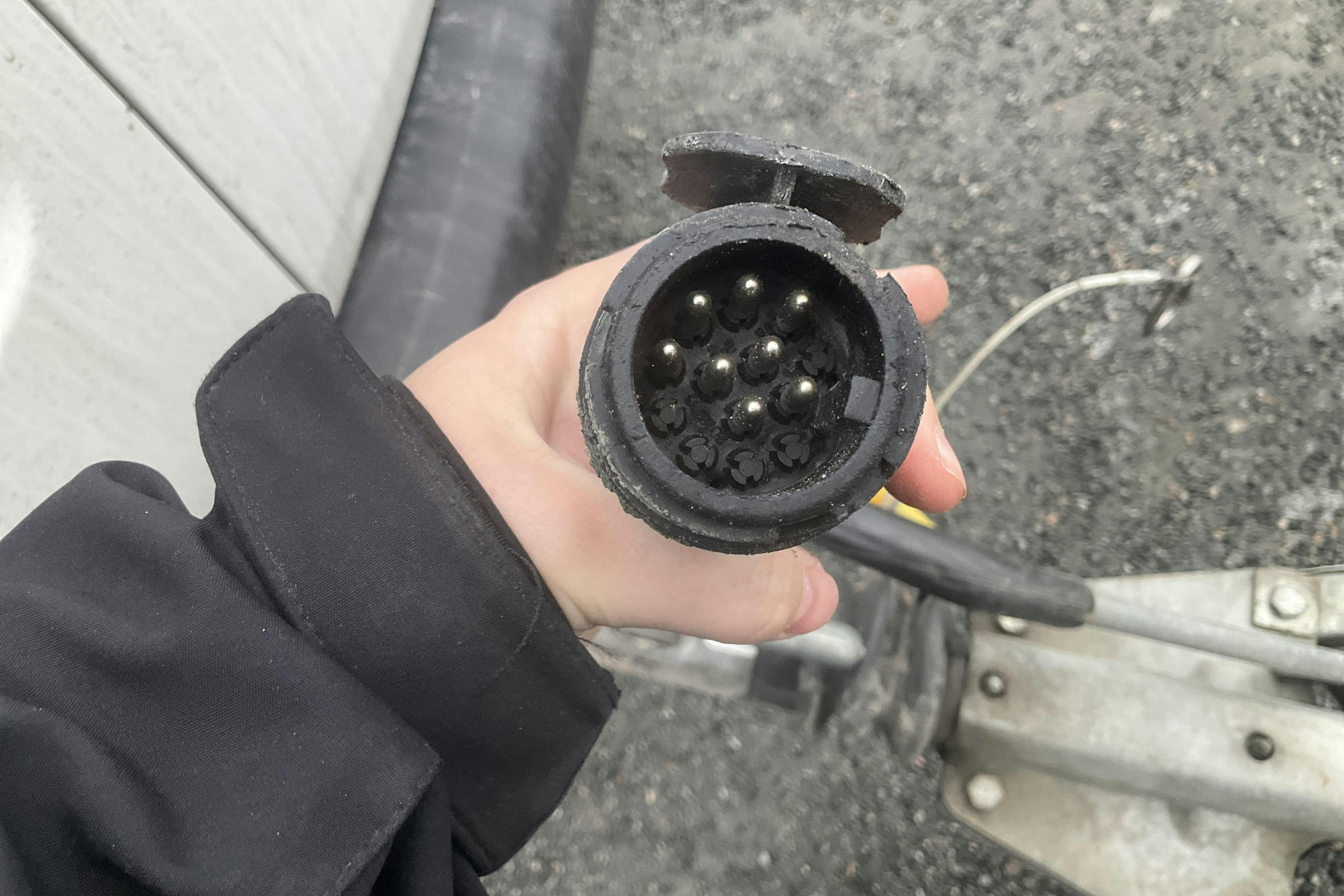 Presentationsfoto 9 av 9: BÅLSTA-SLÄPET MOD 3,5-1000B Släpvagn med tippfunktion - 0 km - grå - 2021