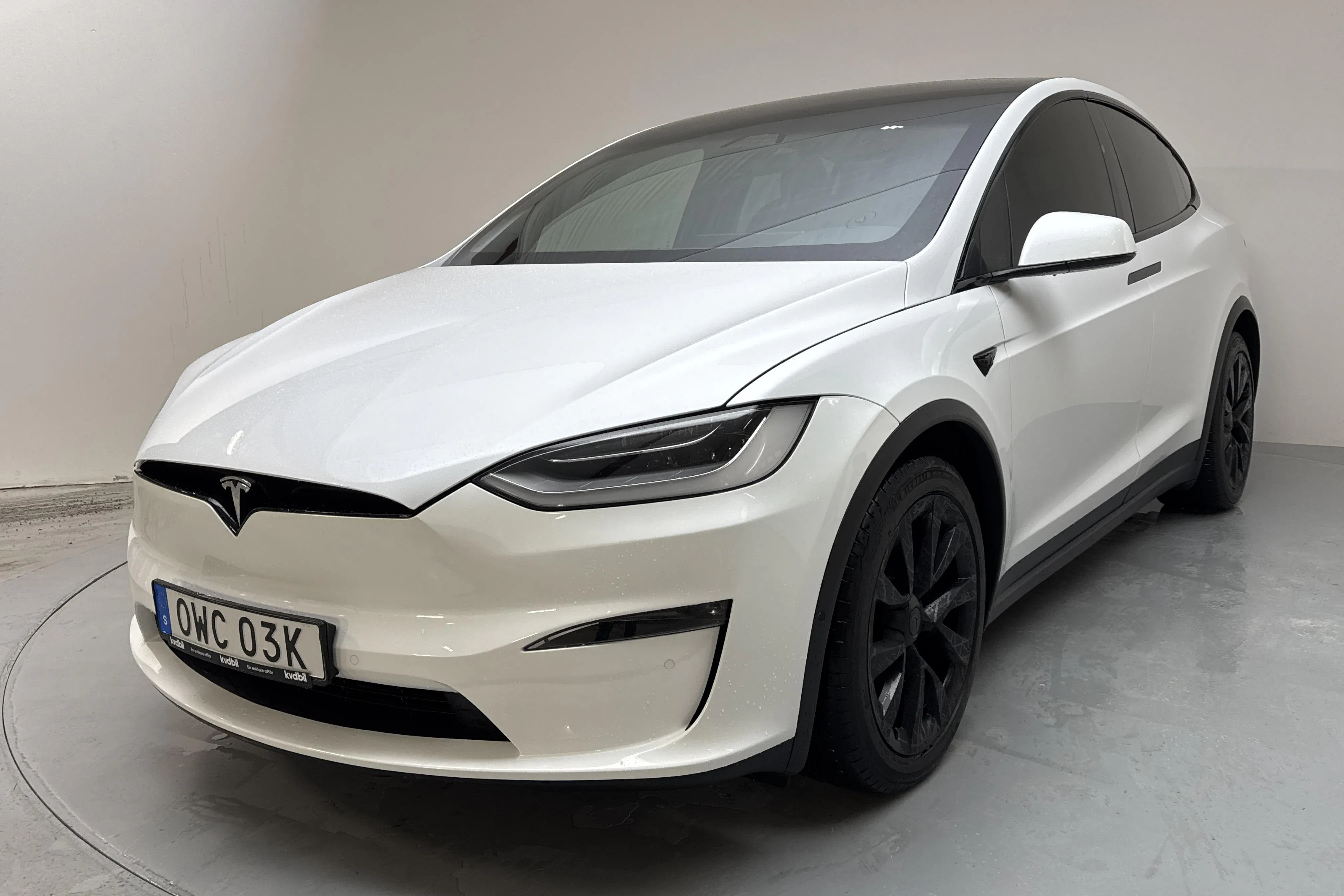 Presentationsfoto 1 av 28: Tesla Model X Plaid AWD (1020hk) - 5 280 mil - Automat - vit - 2023