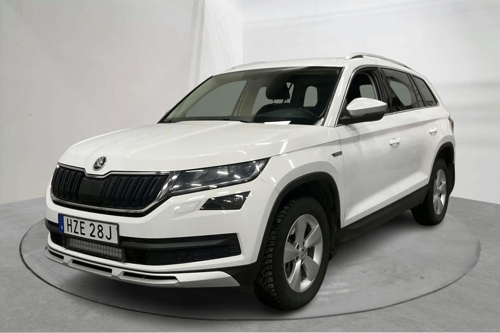 Presentationsfoto 1 av 16: Skoda Kodiaq 2.0 TDI 4X4 (190hk) - 24 972 mil - Automat - vit - 2019