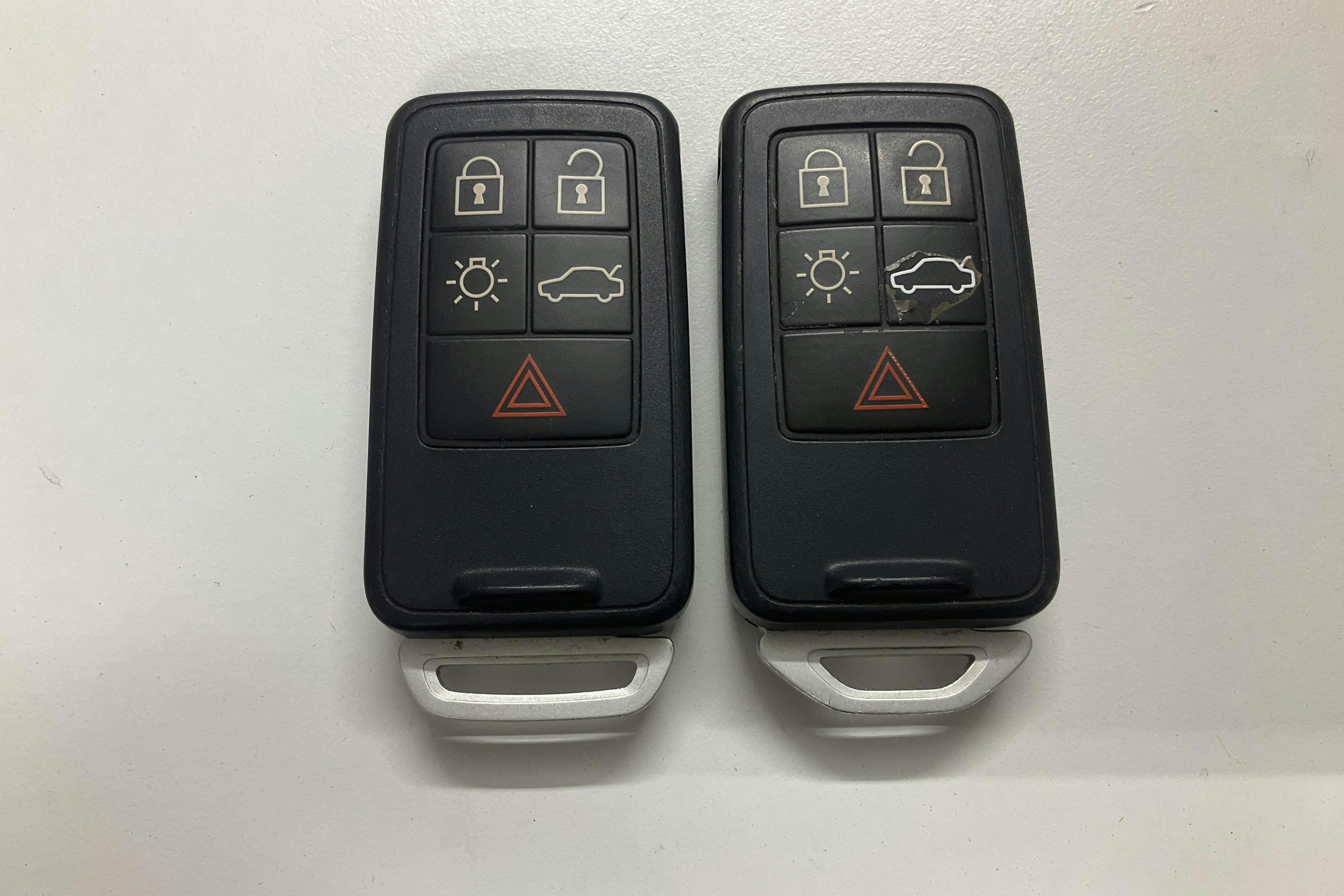 Presentationsfoto 17 av 17: Volvo V40 D4 (190hk) - 19 166 mil - Automat - blå - 2015