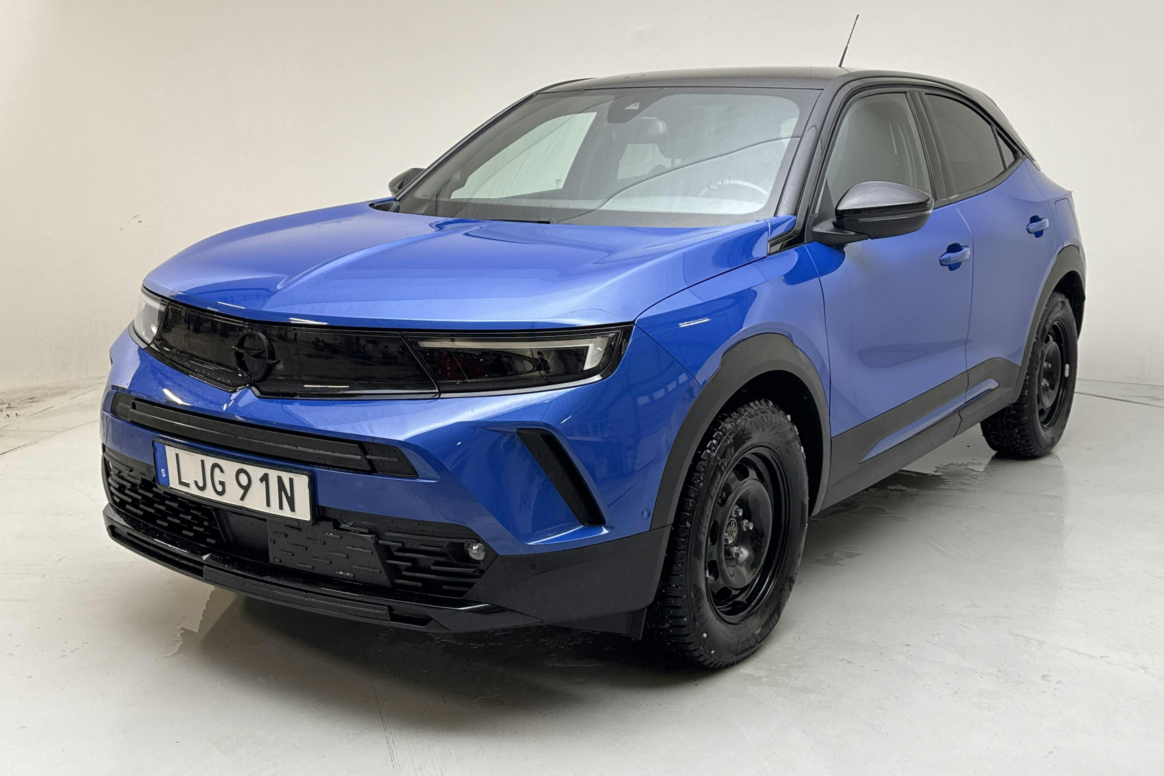 Presentationsfoto 1 av 14: Opel Mokka-e (136hk) - 2 959 mil - Automat - blå - 2022