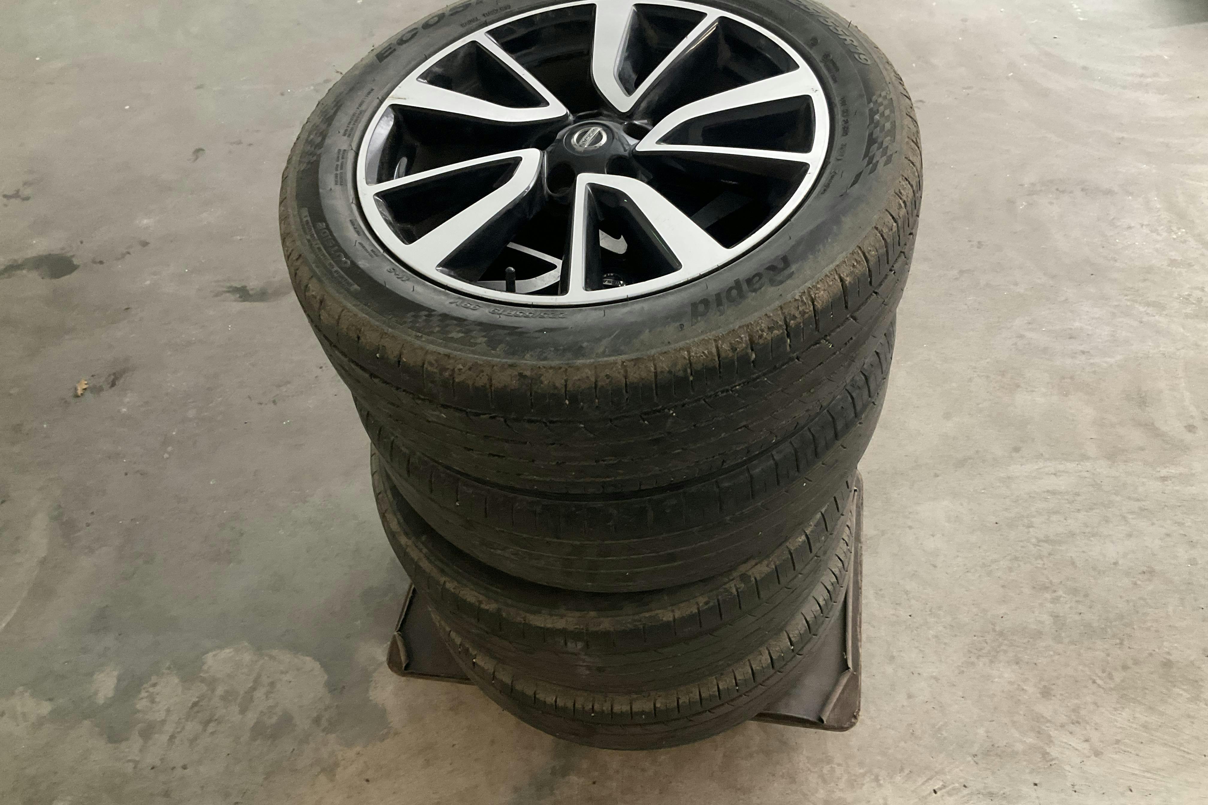 Presentation photo 16 of 16: Nissan X-trail 1.6 dCi 2WD (130hk) - 126 690 km - Automatic - Dark Blue - 2017