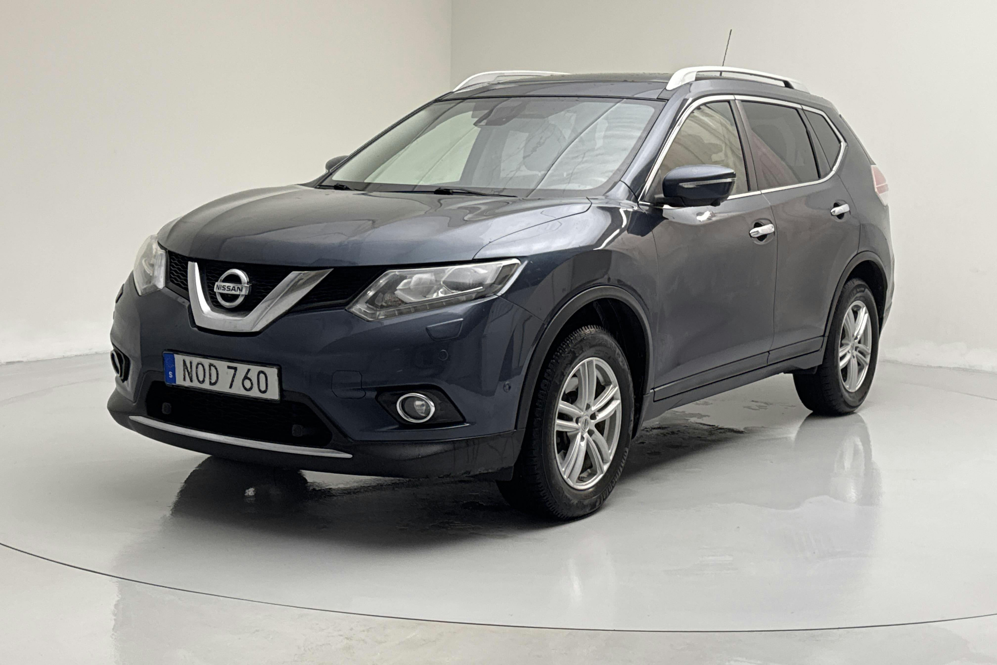 Presentation photo 1 of 16: Nissan X-trail 1.6 dCi 2WD (130hk) - 126 690 km - Automatic - Dark Blue - 2017
