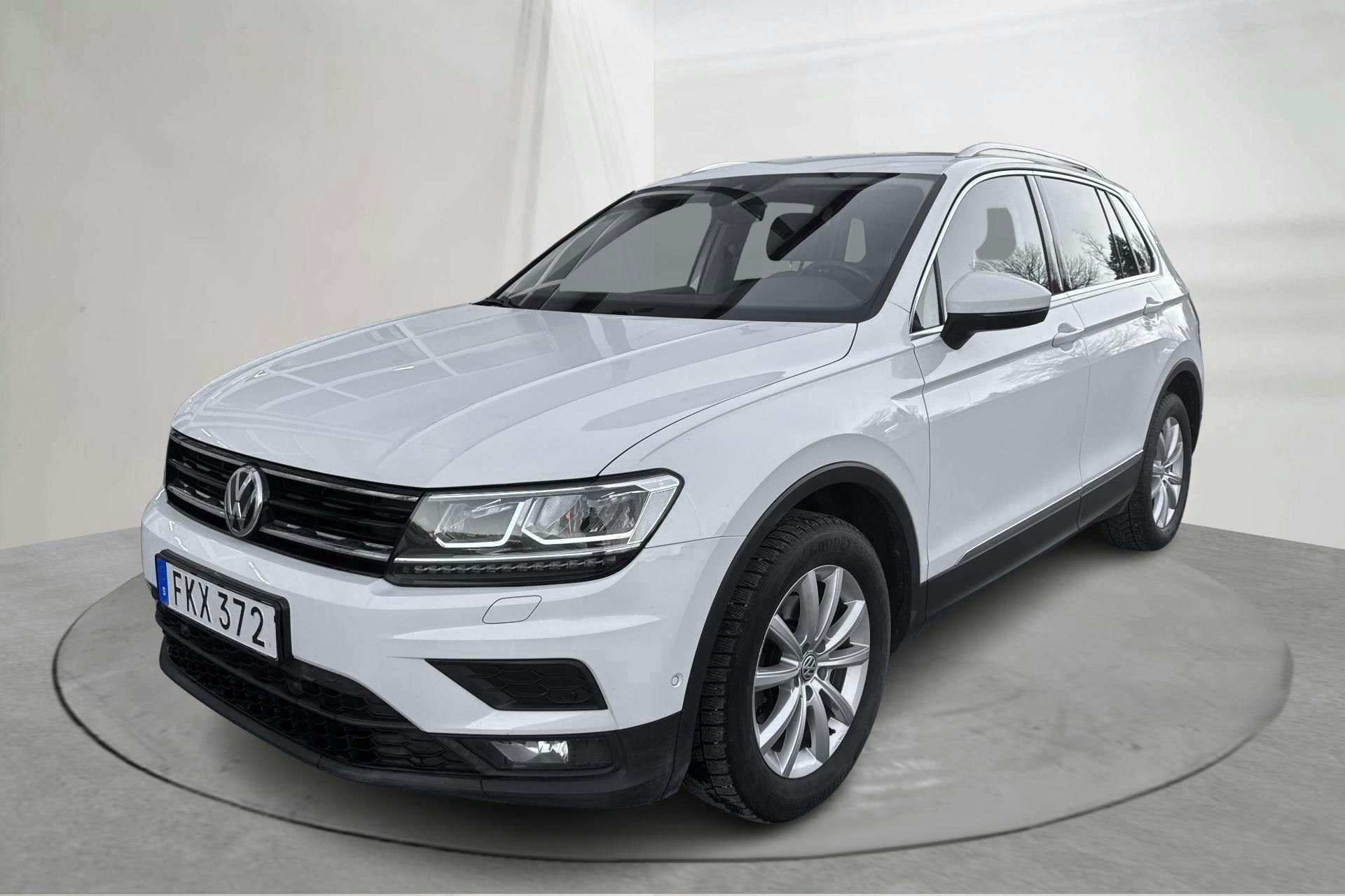 Presentation photo 1 of 18: VW Tiguan 1.4 TSI 4MOTION (150hk) - 132 610 km - Automatic - white - 2018