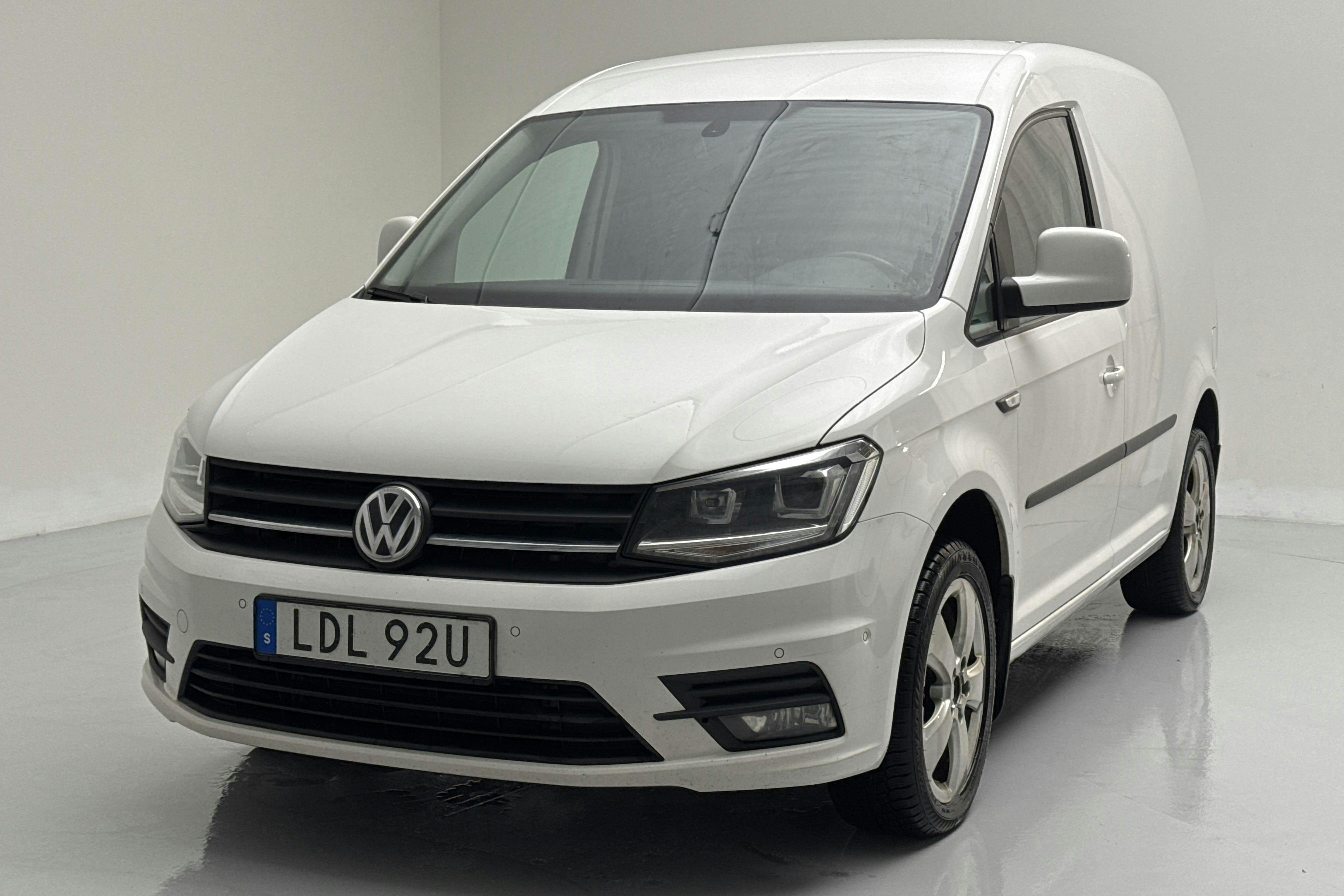 Presentation photo 1 of 12: VW Caddy 2.0 TDI Skåp (102hk) - 141 610 km - Automatic - white - 2020