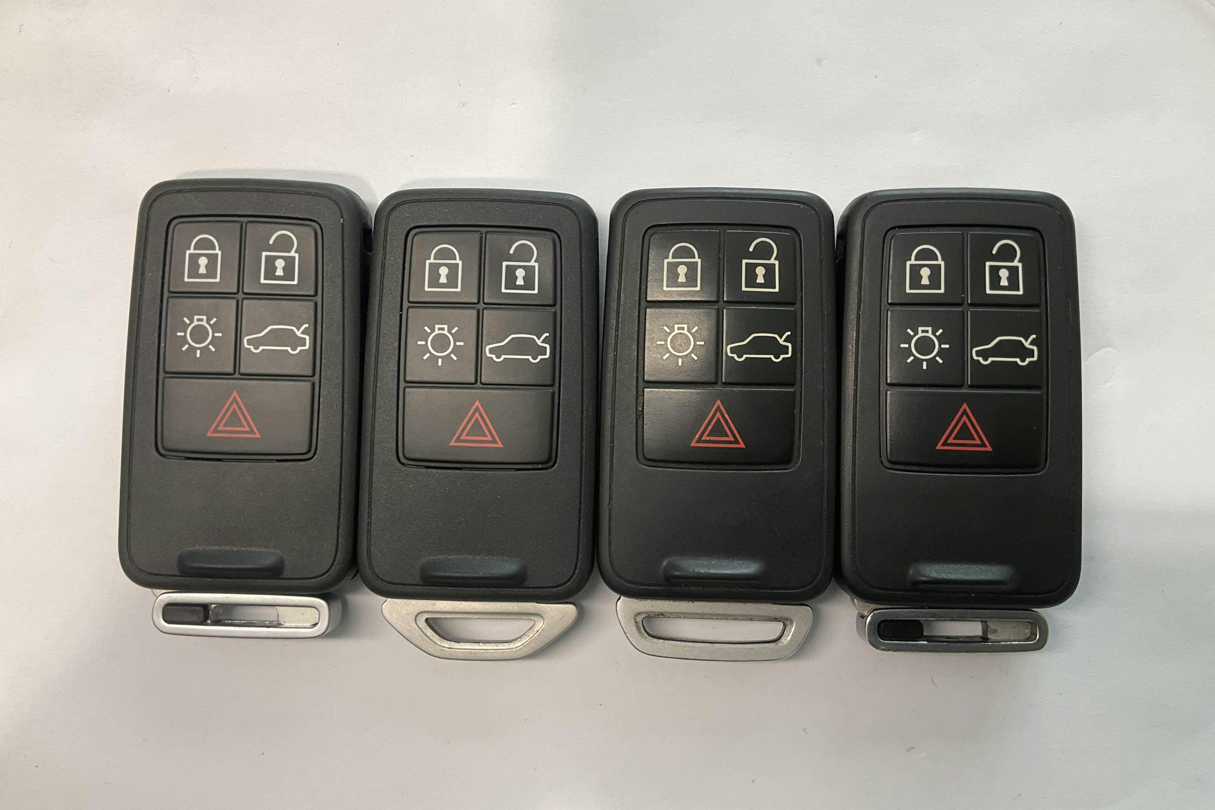 Presentationsfoto 14 av 14: Volvo XC70 II D5 AWD (215hk) - 17 265 mil - Automat - röd - 2014