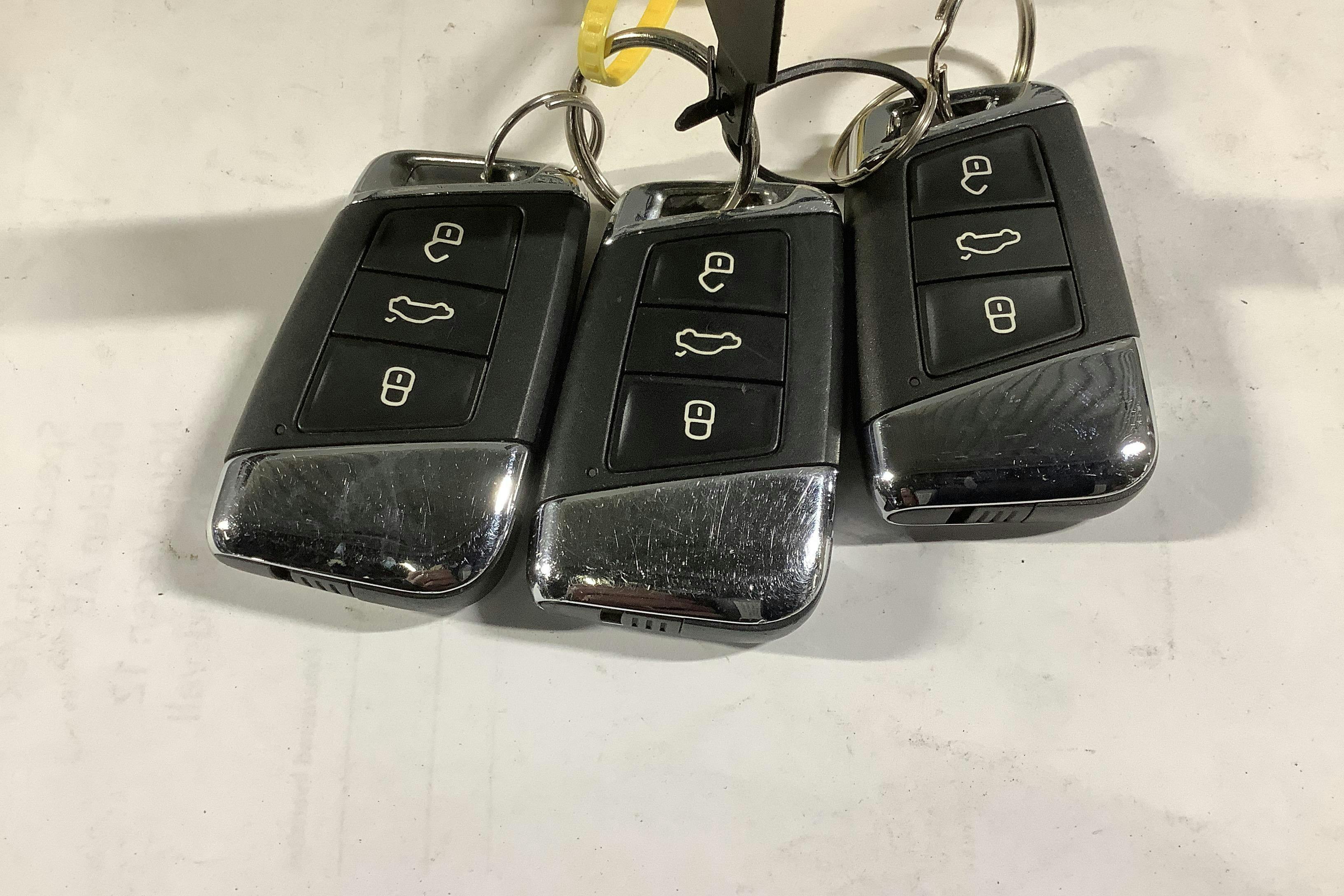 Presentationsfoto 15 av 15: VW Passat Alltrack 2.0 TDI 4MOTION (190hk) - 11 091 mil - Automat - Dark Grey - 2019