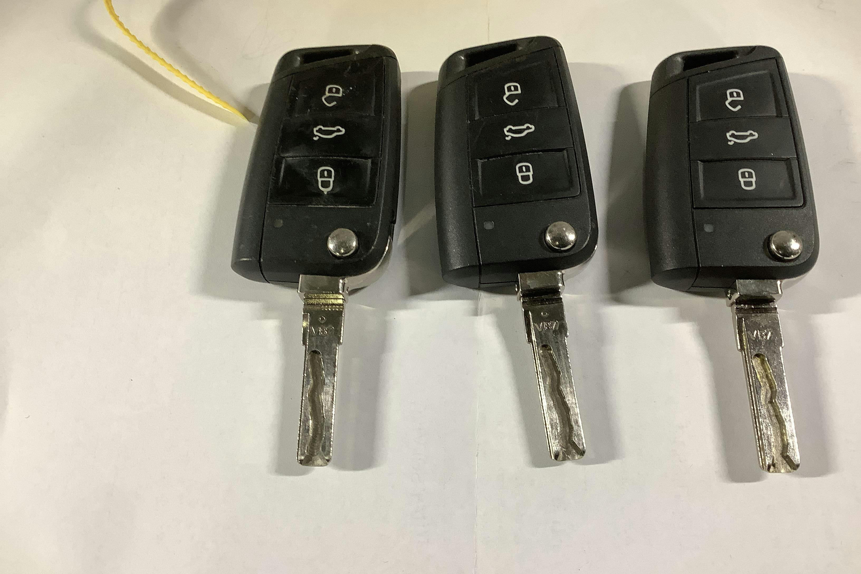 Præsentationsfoto 15 af 15: VW Golf VII 1.5 TGI 5dr (130hk) - 38 440 kilometer - Salgsautomat - Dark Red - 2019