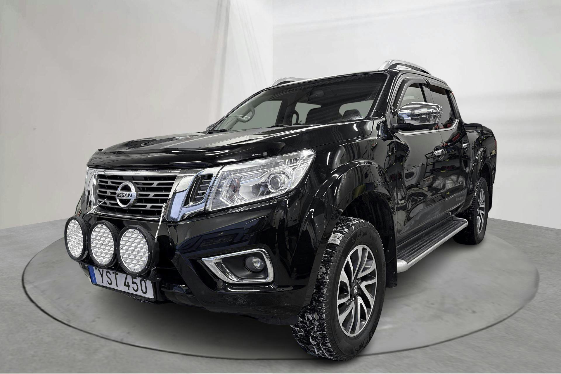 Presentation photo 1 of 18: Nissan Navara 2.3 dCi 4x4 (190hk) - 224 150 km - Automatic - black - 2017