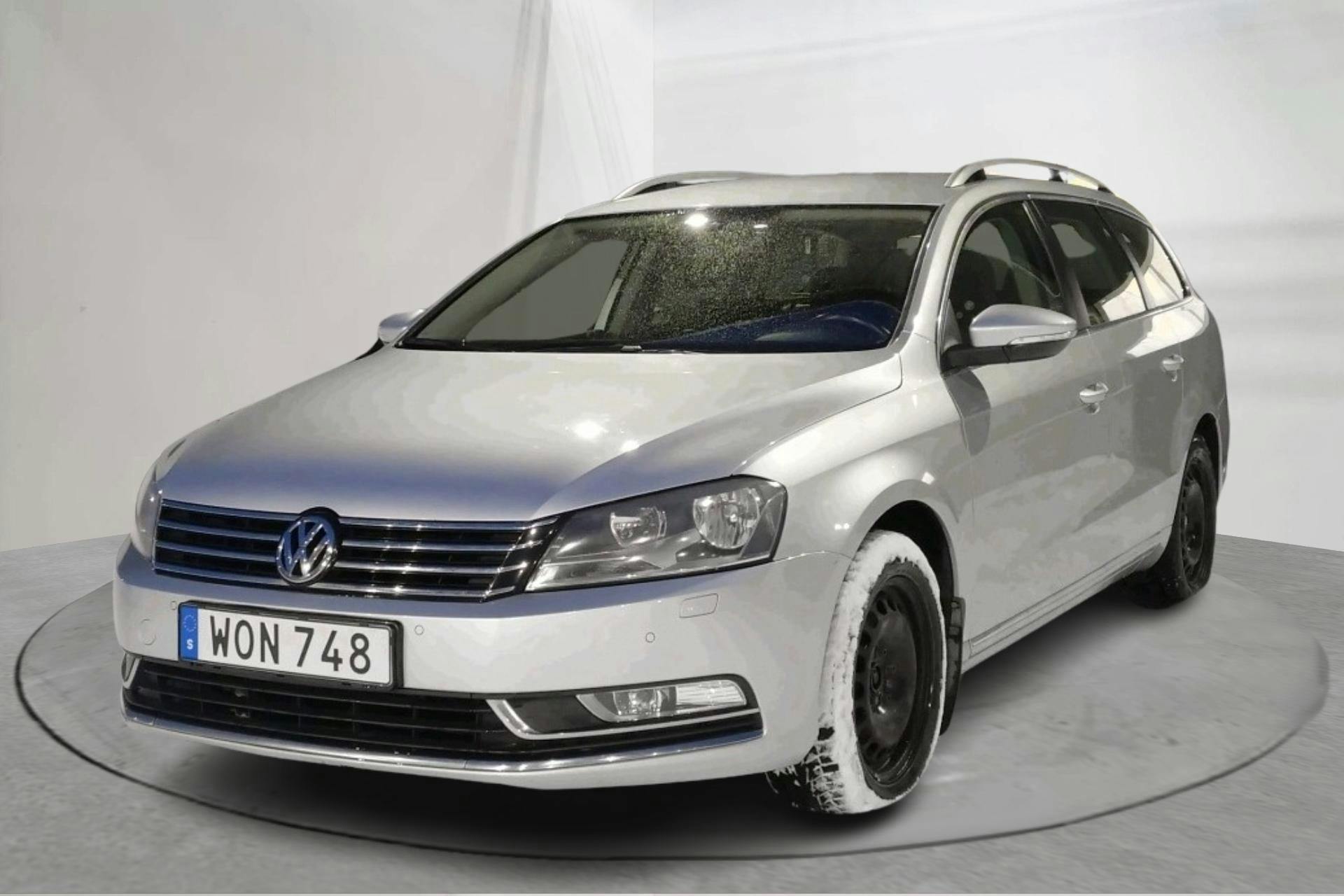 Presentationsfoto 1 av 13: VW Passat 1.4 TSI EcoFuel Variant (150hk) - 14 002 mil - Automat - silver - 2013