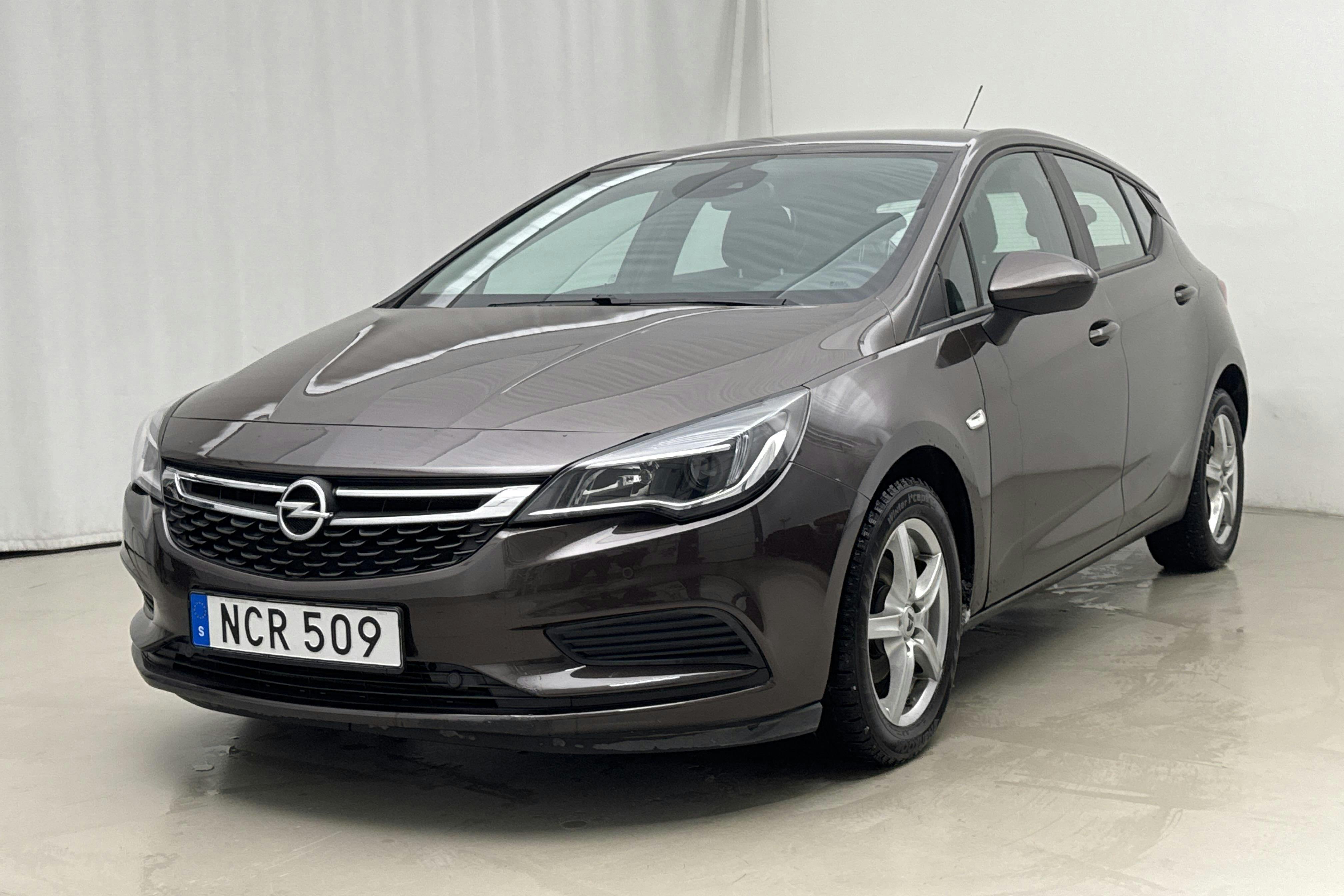 Presentation photo 1 of 16: Opel Astra 1.4 Turbo ECOTEC 5dr (125hk) - 75 120 km - Manual - brown - 2016