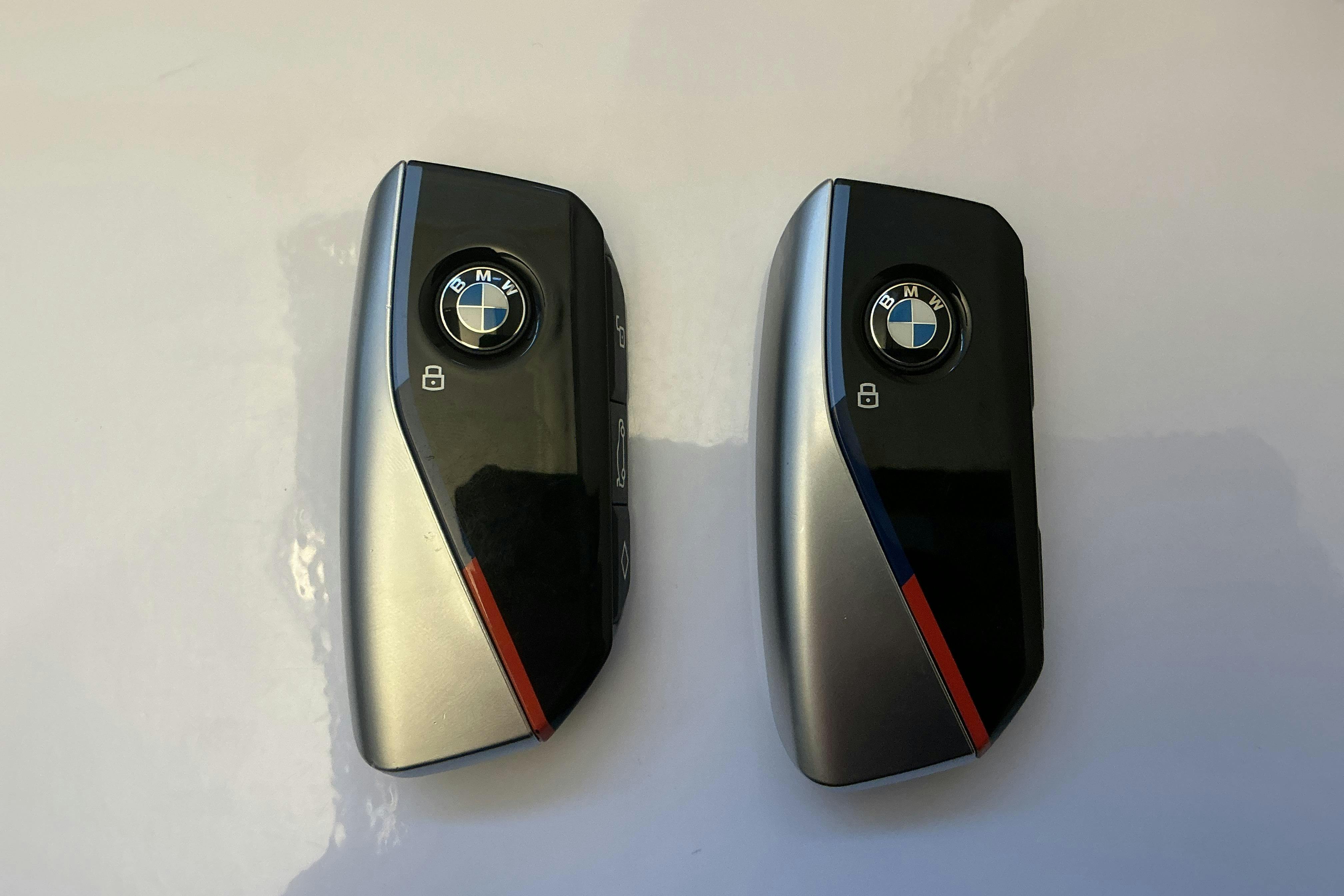 Presentationsfoto 17 av 17: BMW 225xe Active Tourer 16,3kWh, U06 (245hk) - 3 562 mil - Automat - grå - 2024