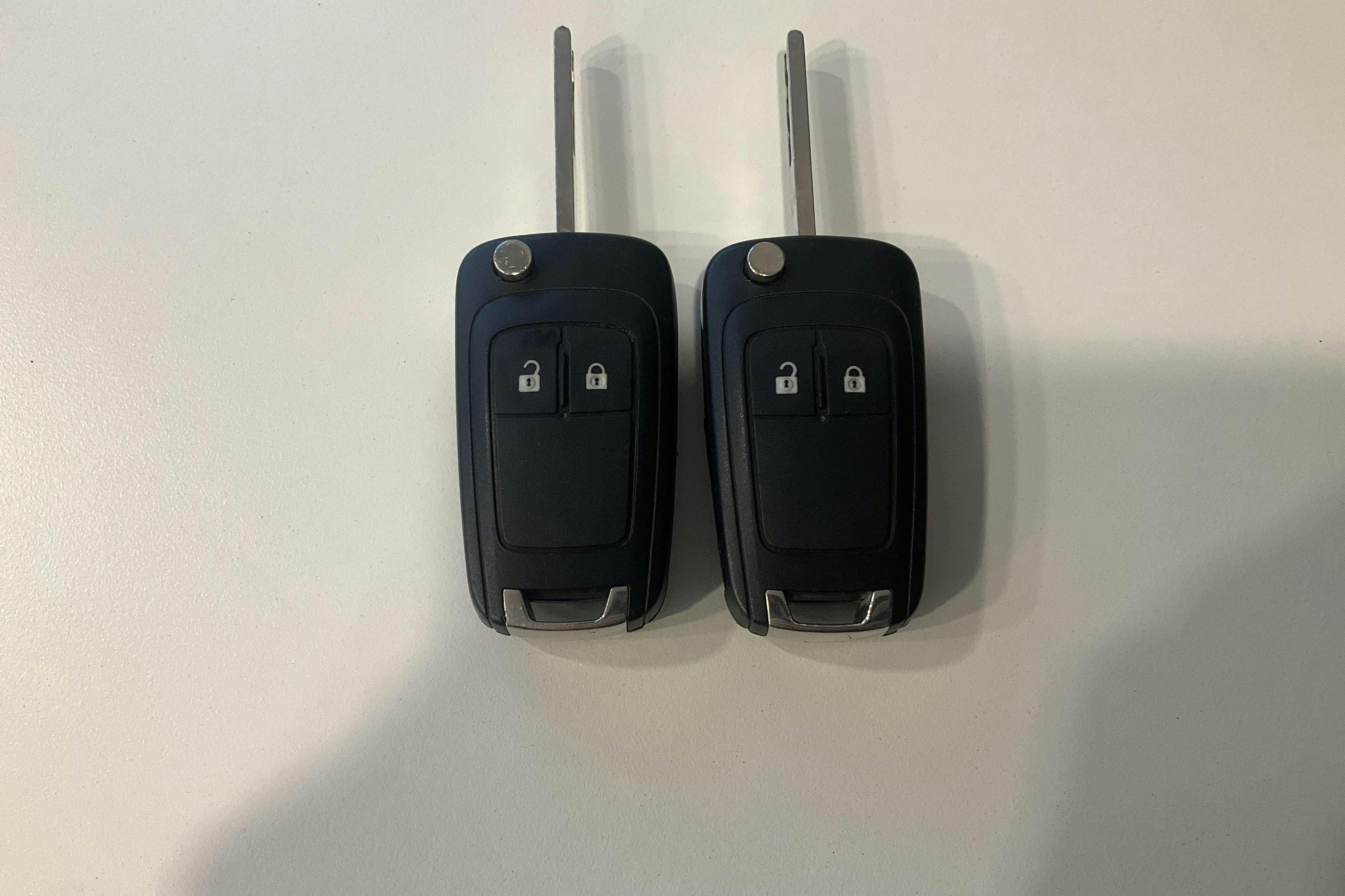 Presentation photo 13 of 13: Opel Corsa 1.4 ECOTEC 5dr (90hk) - 114 320 km - Manual - silver - 2019