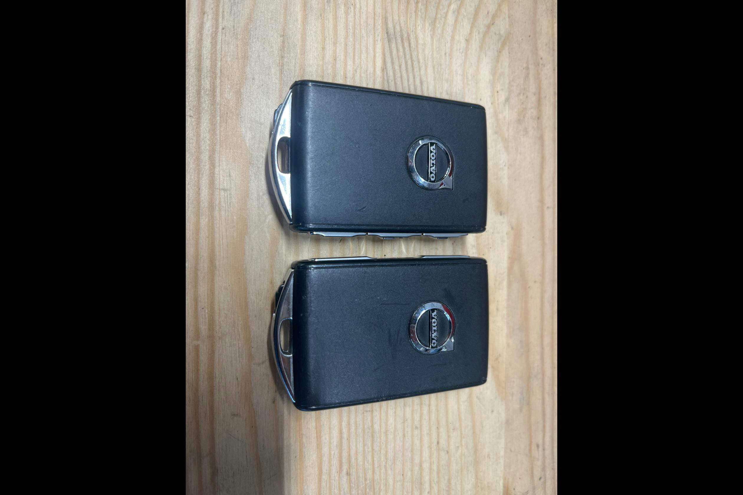 Presentation photo 17 of 17: Volvo V60 D4 AWD (190hk) - 178 120 km - Automatic - black - 2020