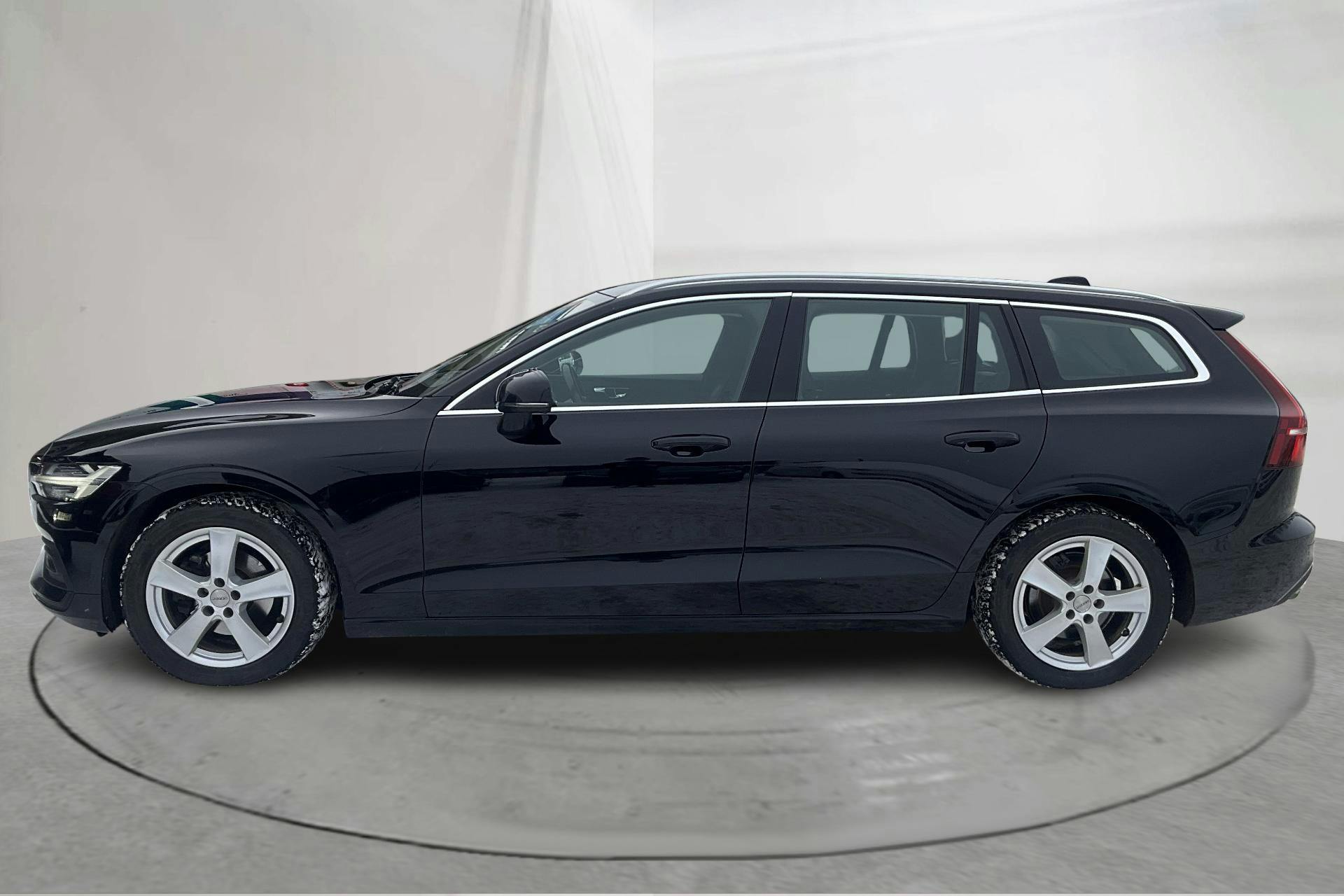 Presentation photo 2 of 17: Volvo V60 D4 AWD (190hk) - 178 120 km - Automatic - black - 2020