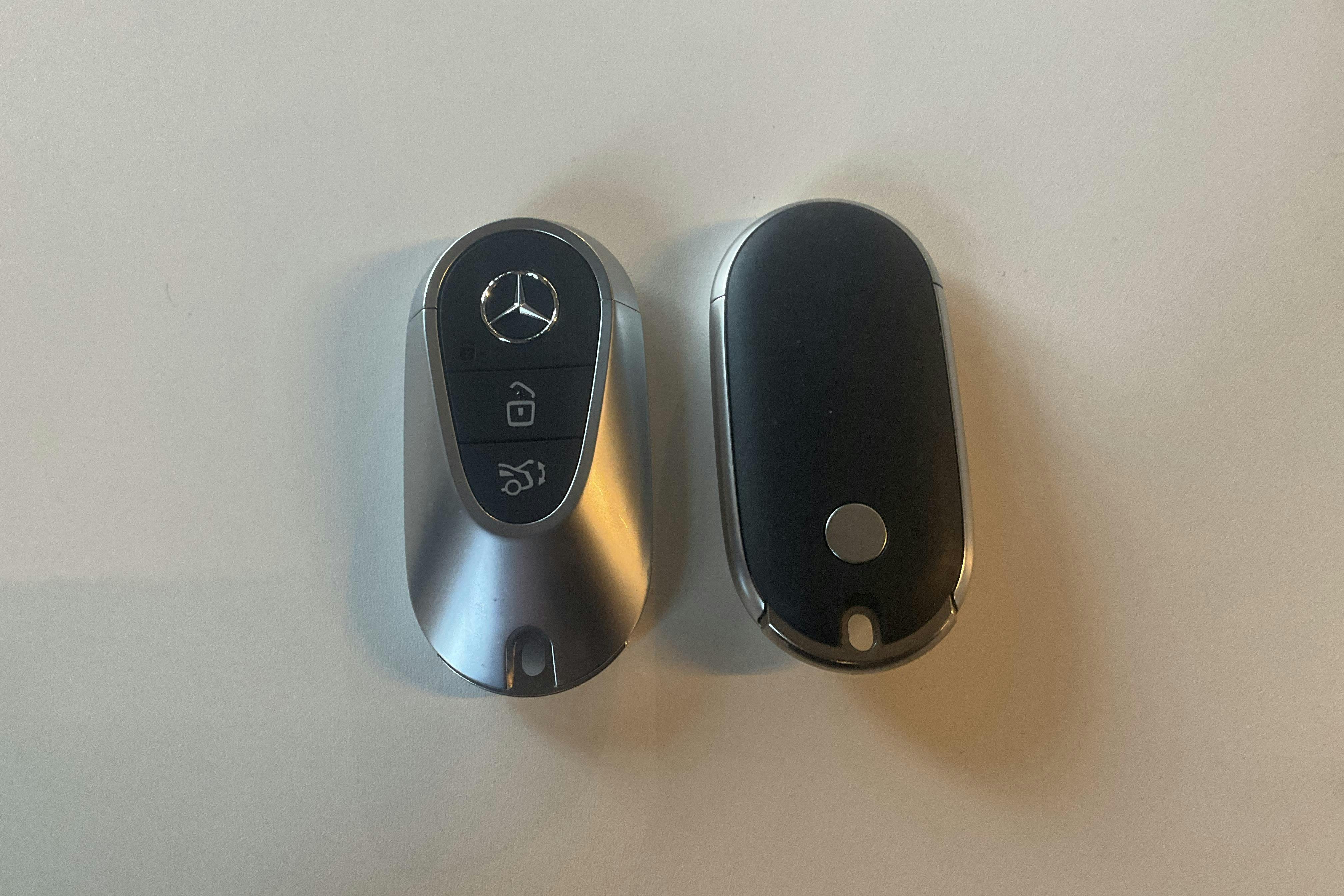 Presentation photo 23 of 23: Mercedes GLC 300 de 4MATIC X254 (333hk) - 13 410 km - Automatic - black - 2025