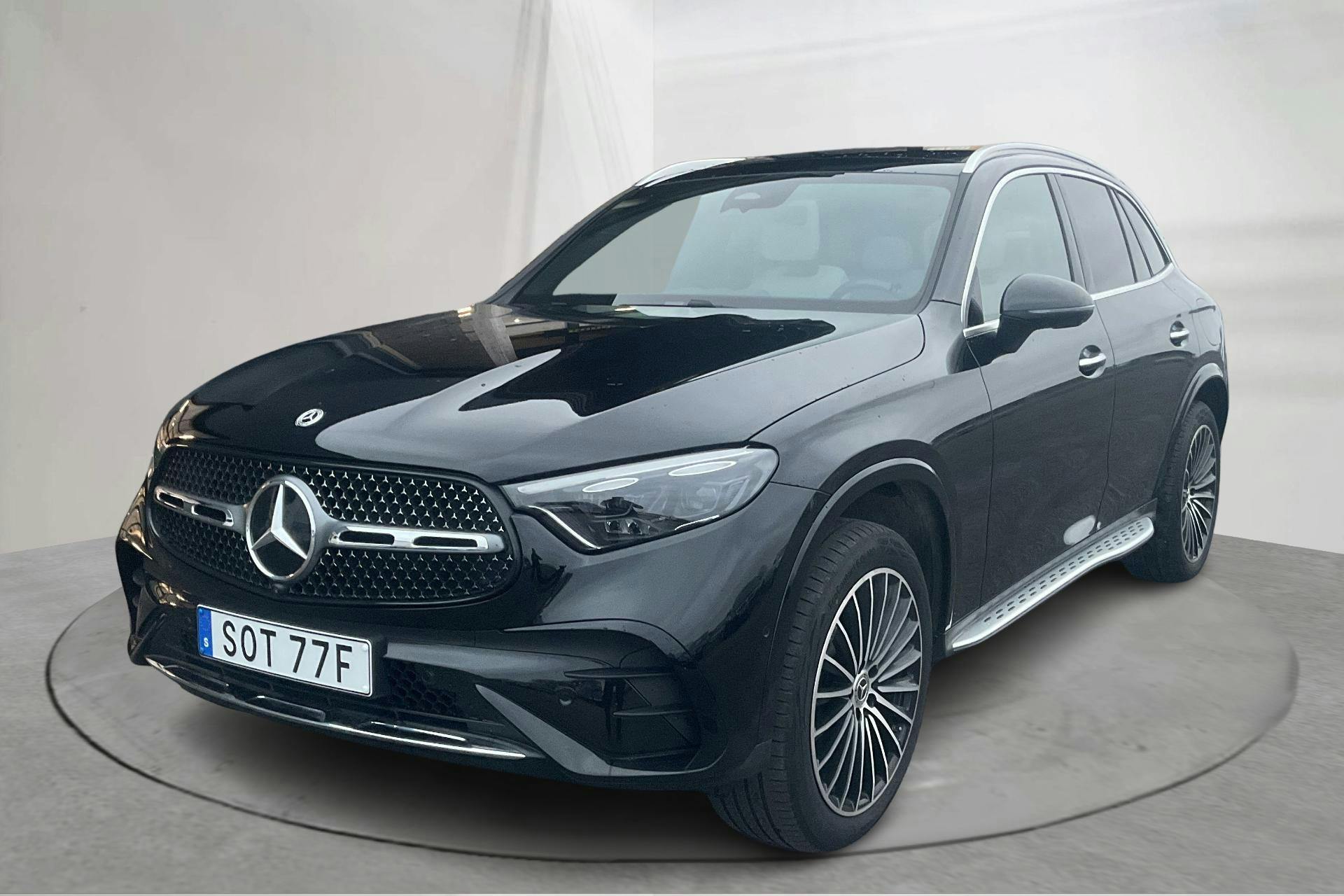 Presentation photo 1 of 23: Mercedes GLC 300 de 4MATIC X254 (333hk) - 13 410 km - Automatic - black - 2025