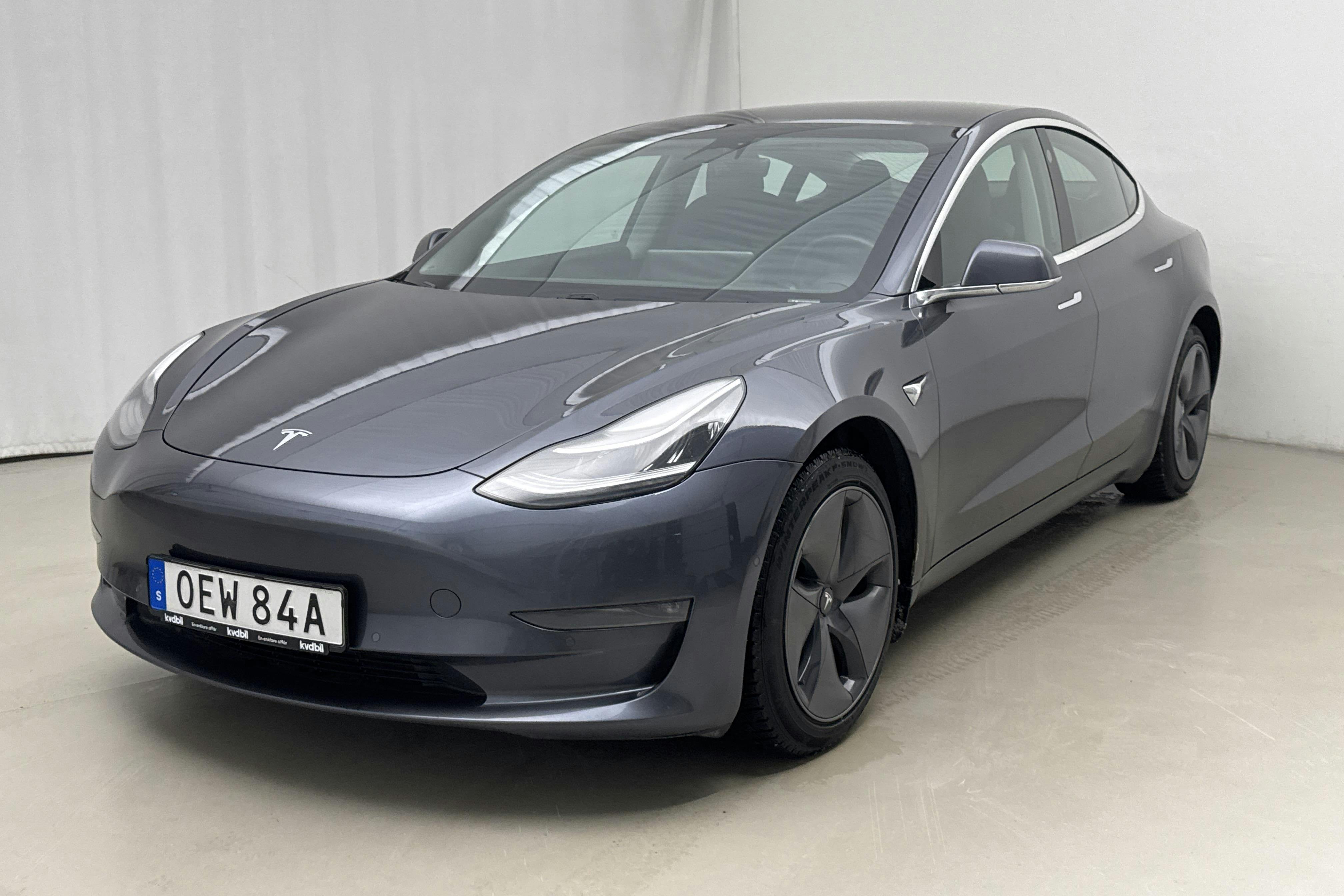 Presentationsfoto 1 av 19: Tesla Model 3 Long Range Dual Motor AWD - 18 344 mil - Automat - grå - 2020