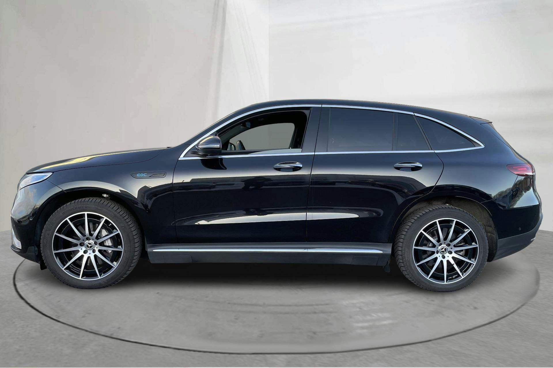 Presentation photo 2 of 18: Mercedes EQC 400 4MATIC 80kWh N293 (408hk) - 83 670 km - Automatic - black - 2022