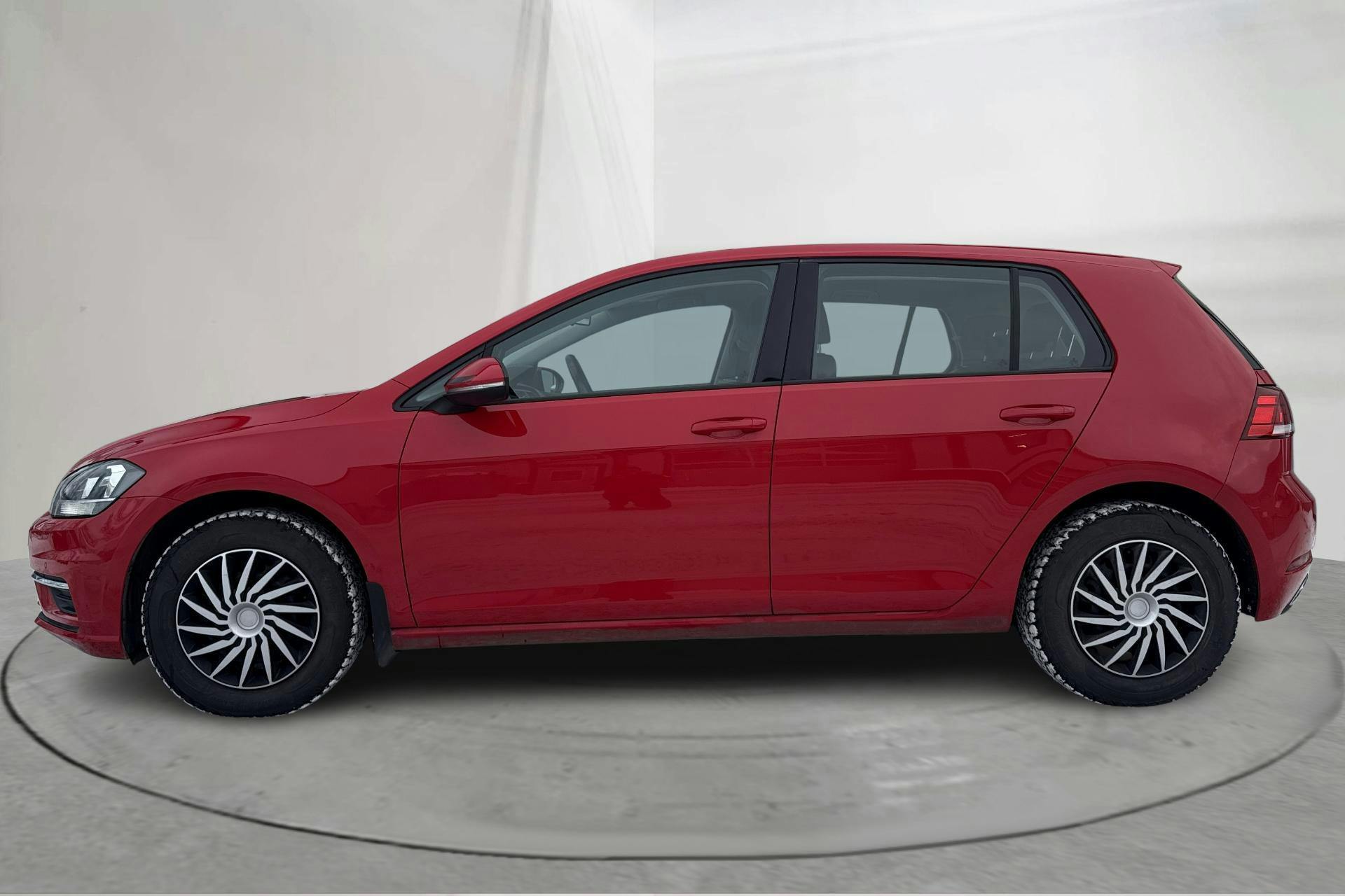 Presentation photo 2 of 15: VW Golf VII 1.0 TSI 5dr (115hk) - 78 020 km - Automatic - red - 2019