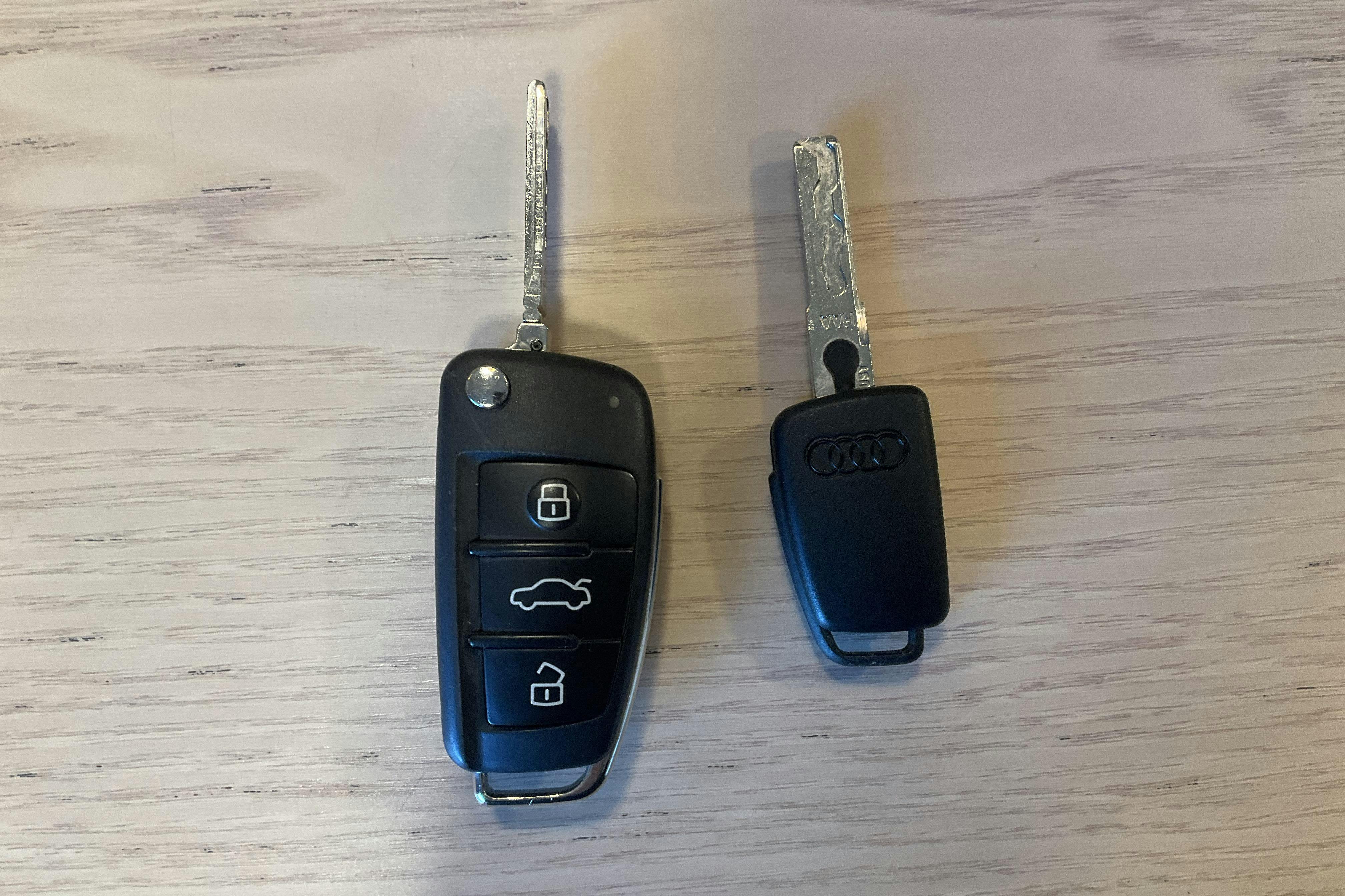 Präsentationsfoto 12 von 12: Audi A1 1.4 TFSI Sportback (125hk) - 72 320 Kilometer - Verkaufsautomat - Weiß - 2015