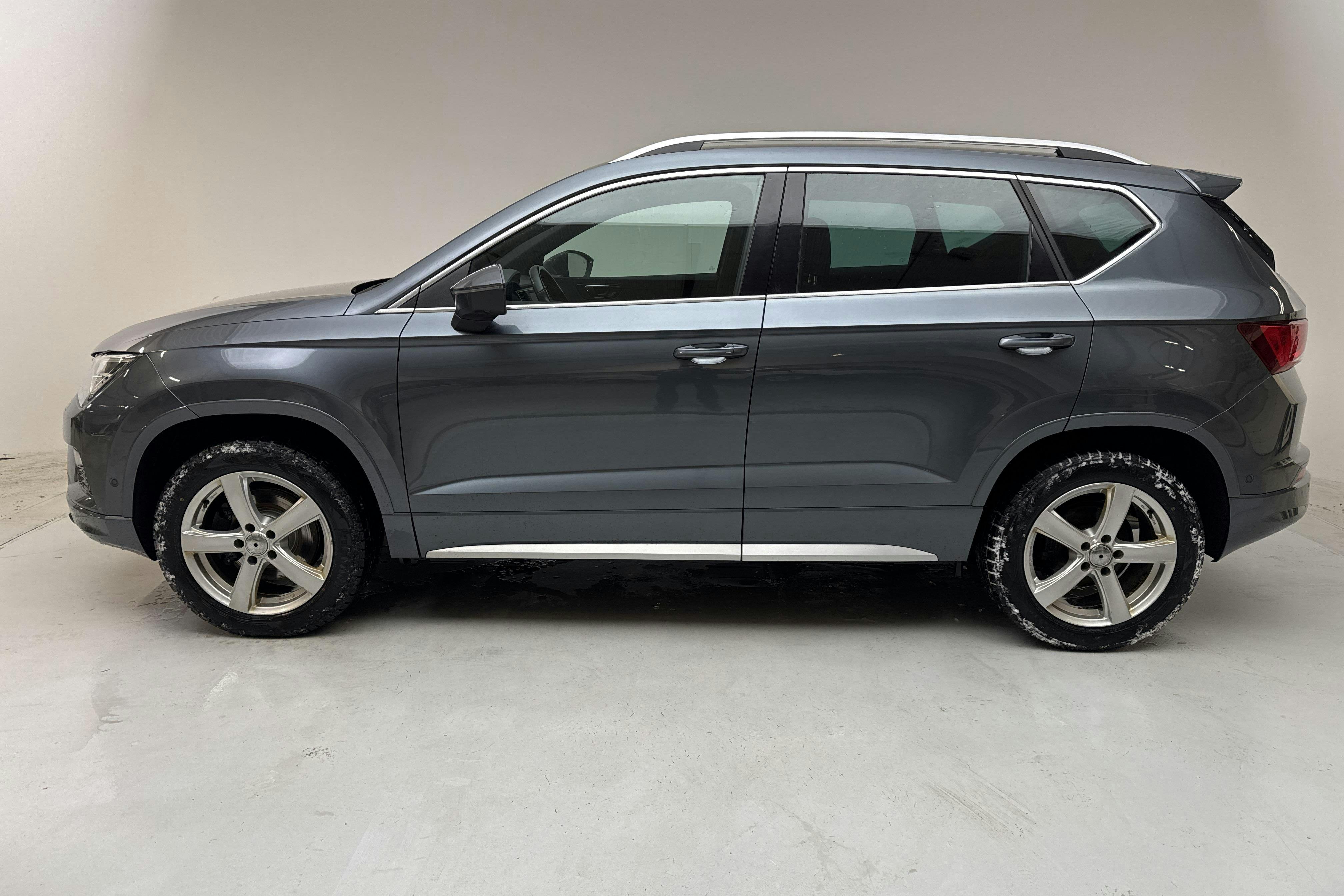 Presentationsfoto 2 av 16: Seat Ateca 2.0 TSI 4Drive (190hk) - 22 981 mil - Automat - grå - 2018