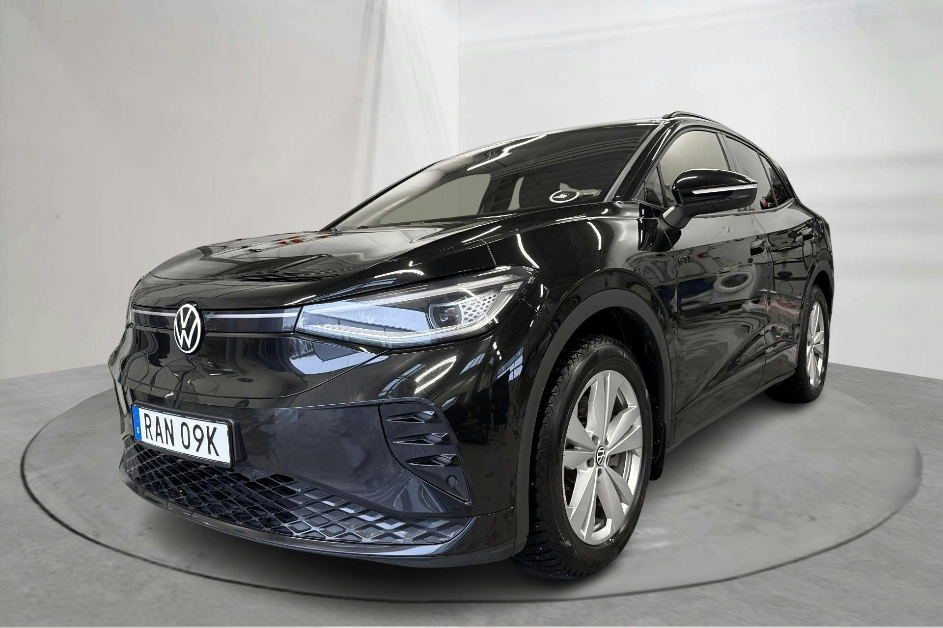 Presentation photo 1 of 17: VW ID.4 GTX 77kWh AWD (299hk) - 111 340 km - Automatic - black - 2023