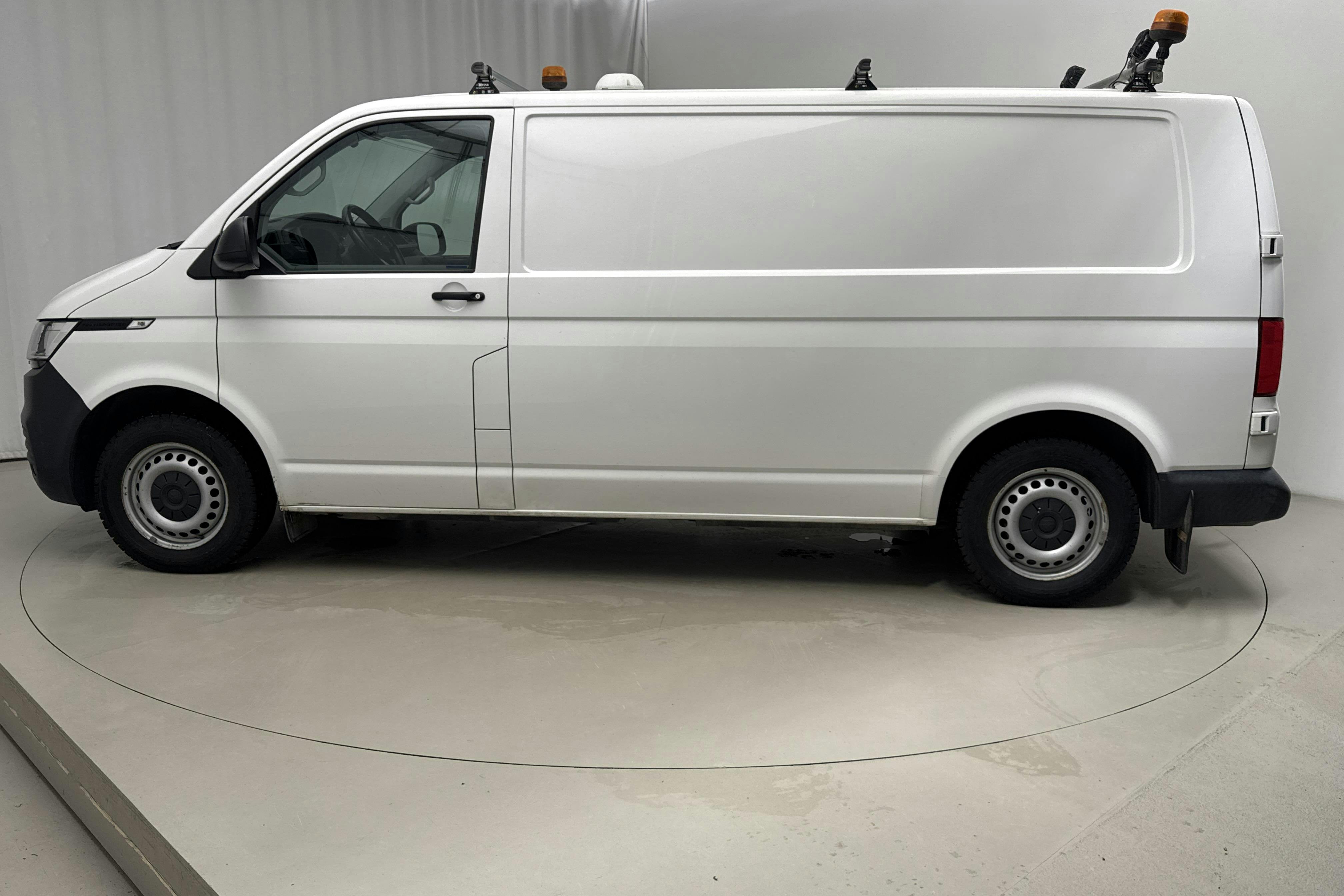 Esitlusfoto 2 aadressil 19: VW Transporter T6 2.0 TDI BMT Skåp 4MOTION (150hk) - 158 670 km - Käsitsi - valge - 2020