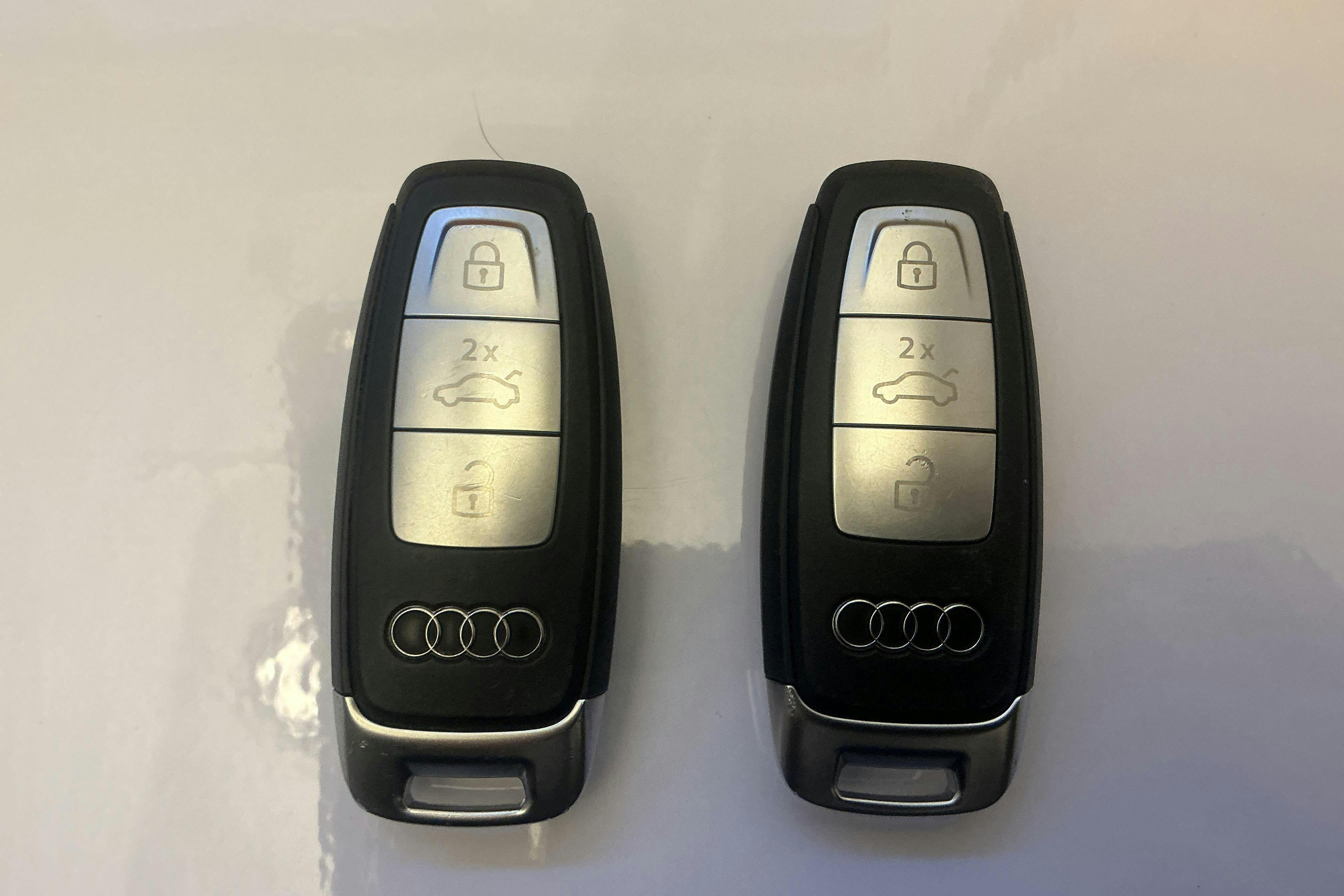 Presentationsfoto 18 av 18: Audi Q4 45 e-tron quattro 77kWh (265hk) - 11 920 mil - Automat - vit - 2023