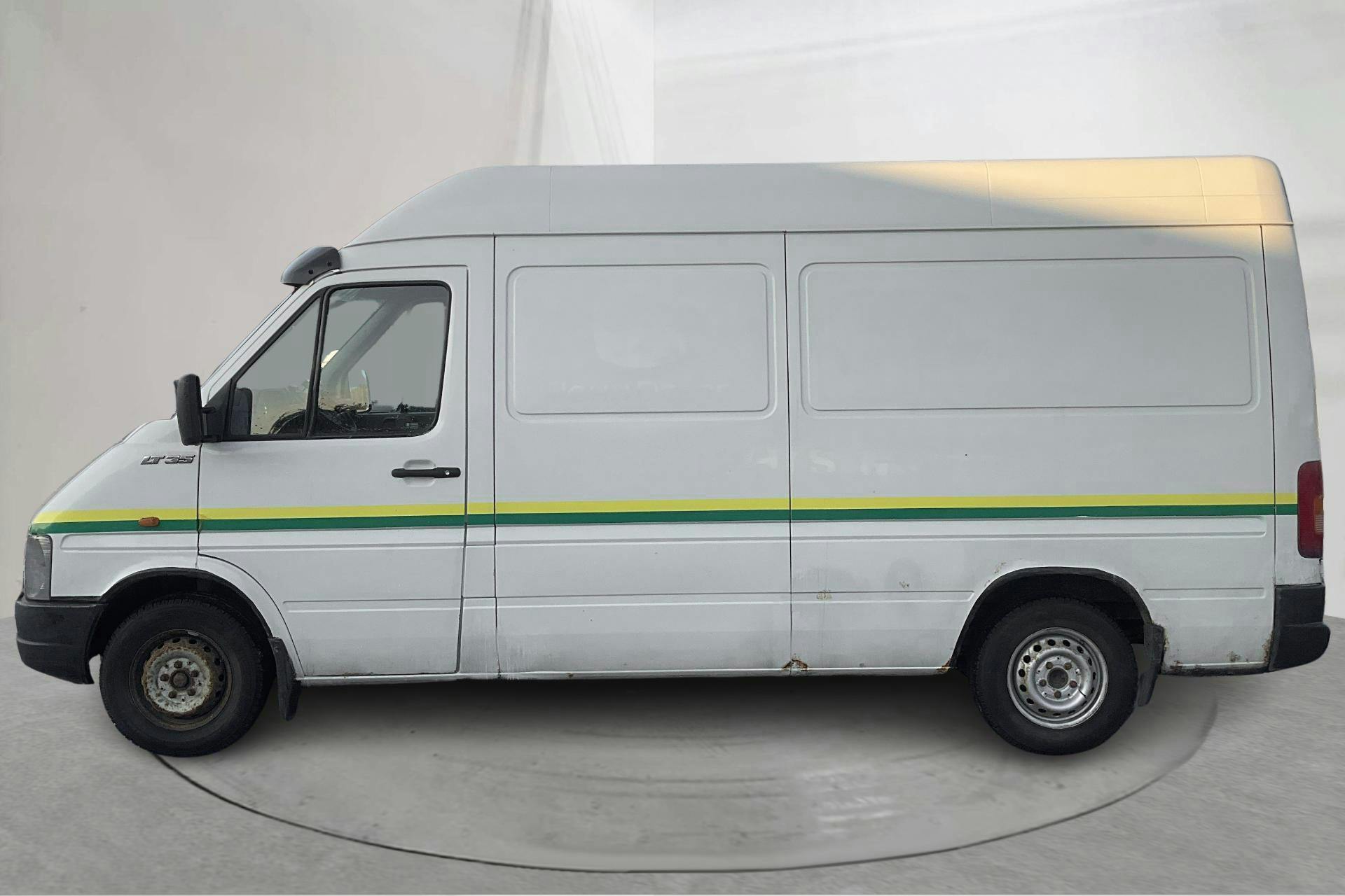 Präsentationsfoto 2 von 12: VW LT 35 2.8 TDI Skåp (130hk) - 273 420 Kilometer - Handbuch - Weiß - 2001