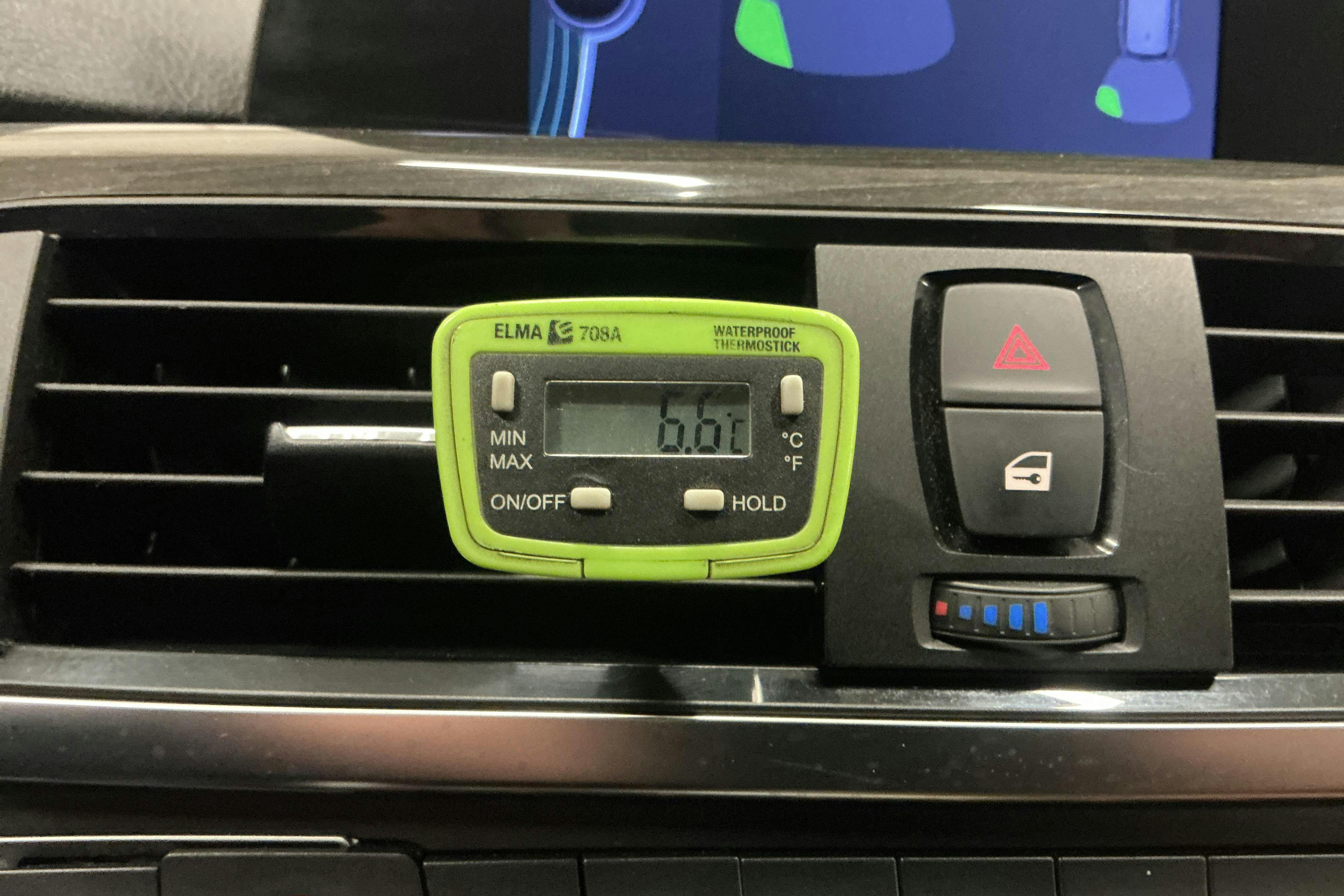 Presentationsfoto 17 av 17: BMW 328i Touring, F31 (245hk) - 28 151 mil - Automat - blå - 2013