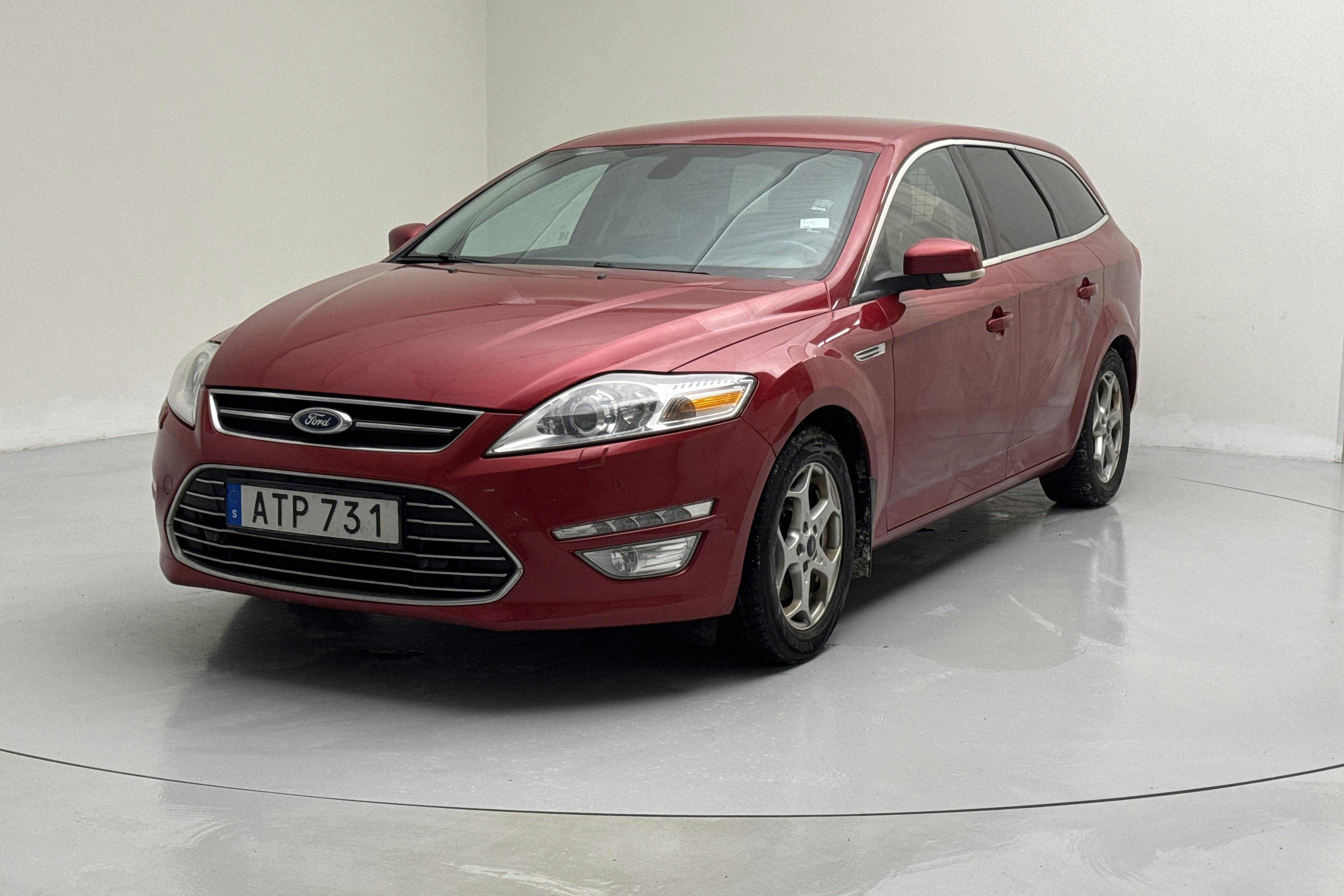 Presentation photo 1 of 13: Ford Mondeo 2.0 Duratorq TDCi Kombi (163hk) - 278 540 km - Manual - red - 2014