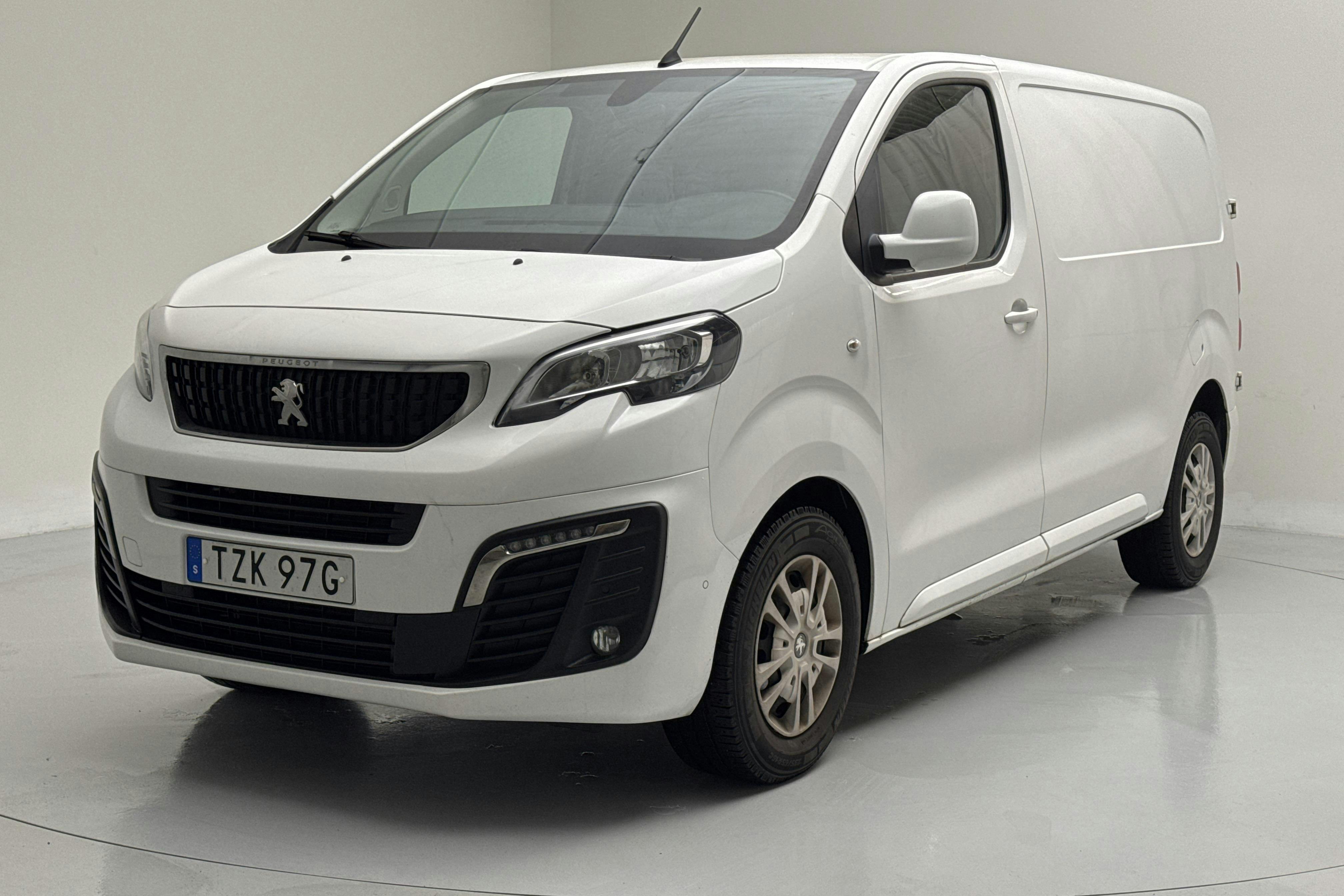 Presentation photo 1 of 14: Peugeot Expert BlueHDi Skåp (122hk) - 114 380 km - Manual - white - 2019