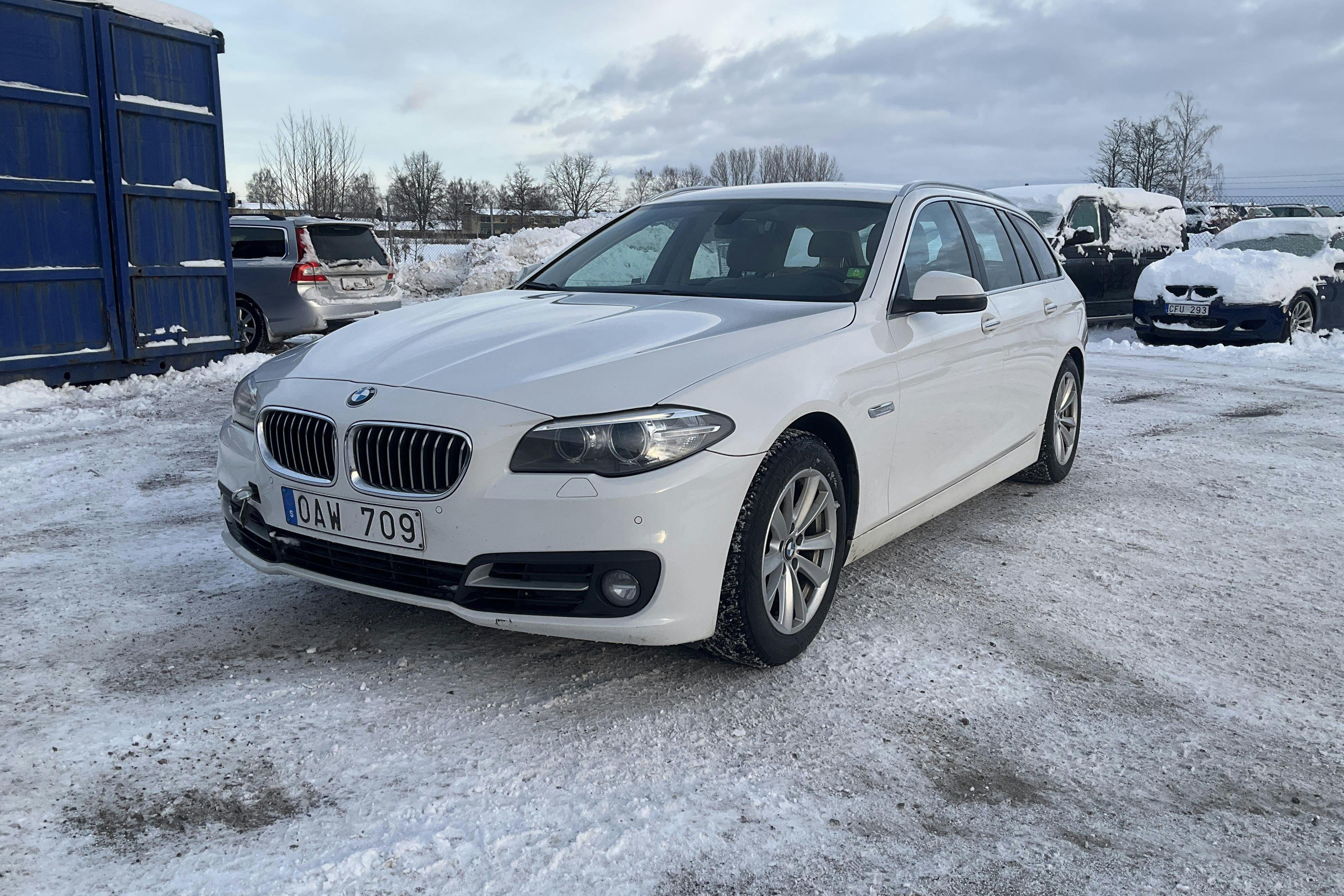 Presentation photo 1 of 17: BMW 520d xDrive Touring, F11 (184hk) - 276 370 km - Automatic - white - 2014