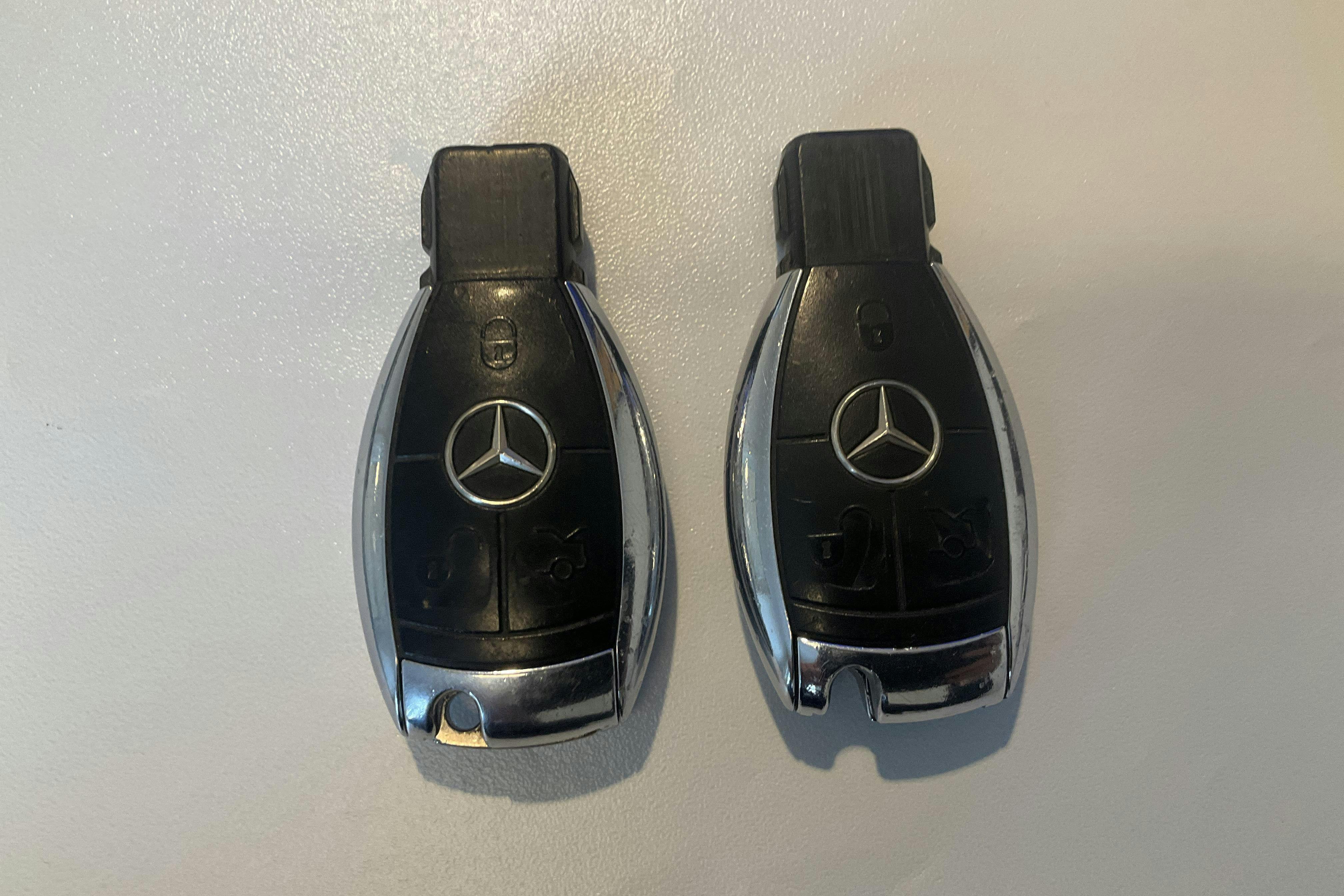 Presentationsfoto 13 av 13: Mercedes CLK 200 Kompressor C209 (183hk) - 25 036 mil - Automat - Dark Grey - 2008