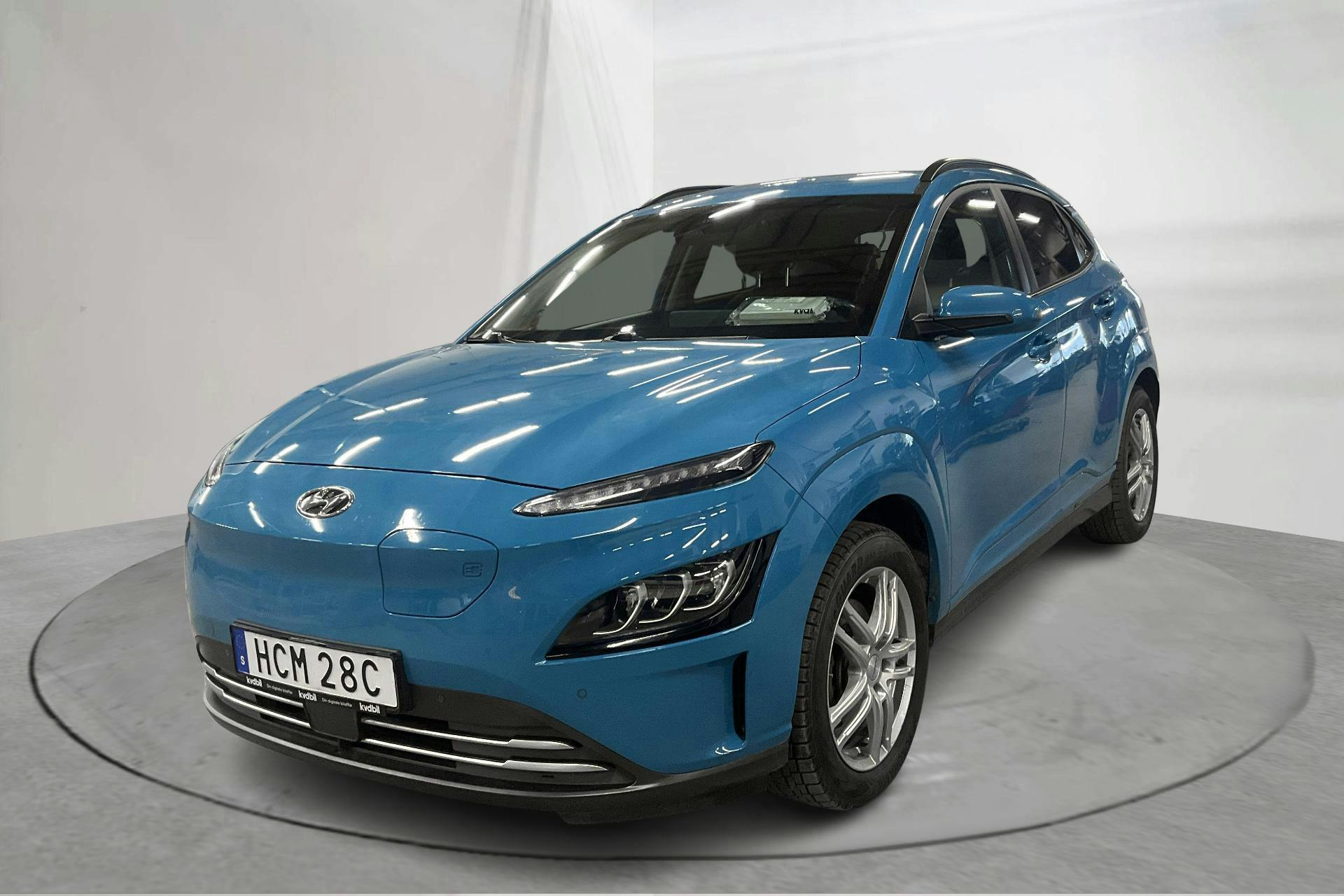 Presentationsfoto 1 av 18: Hyundai Kona Electric Standard Range 39kWh (136hk) - 11 096 mil - Automat - blå - 2021